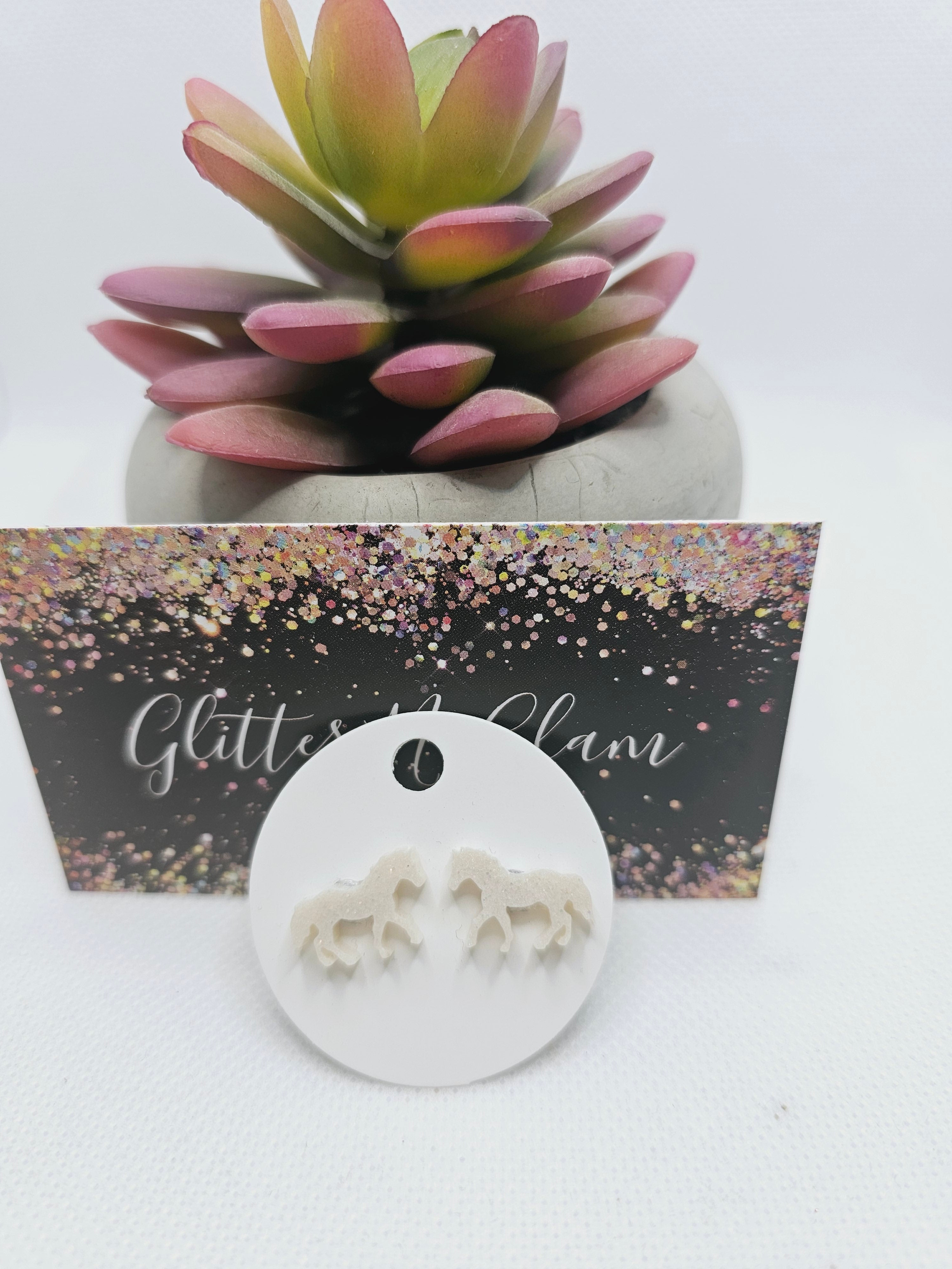 1757 White Sparkly Resin Horse Stud Earrings