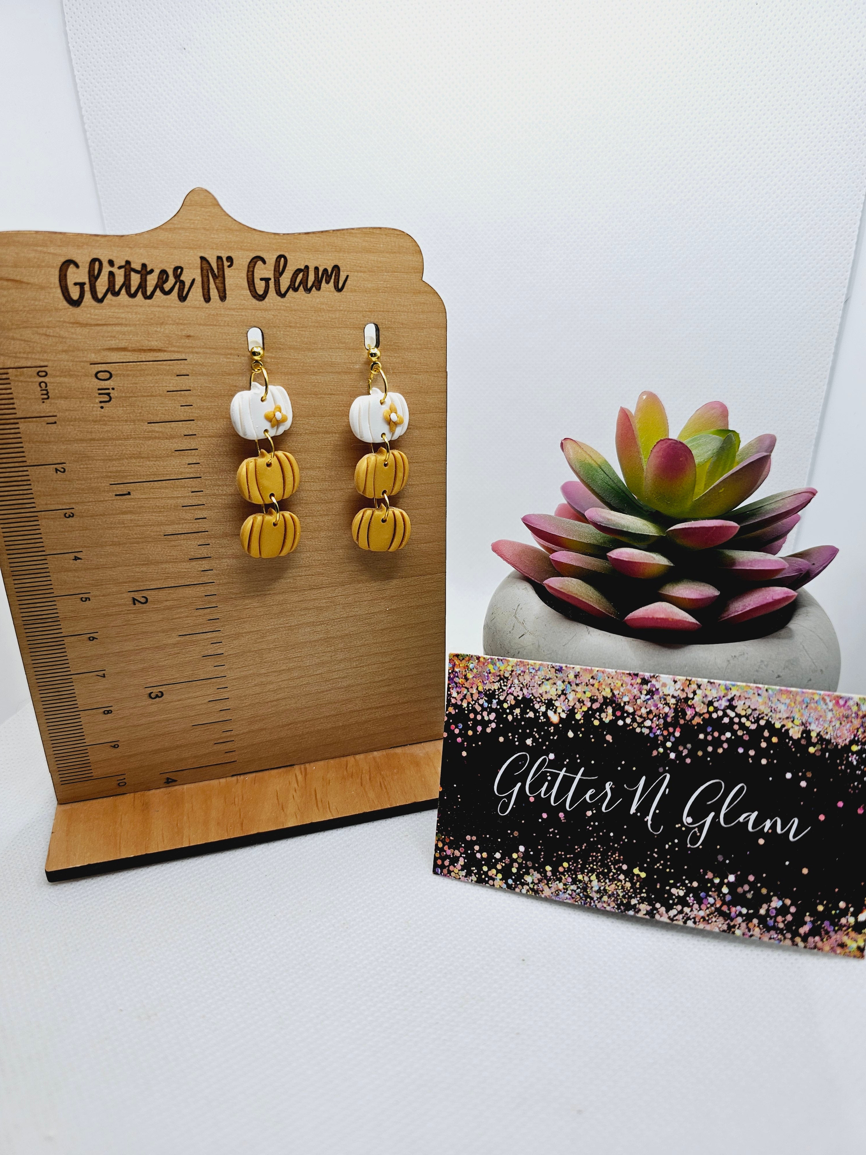 1975 Polymer Clay Mini Stacked Pumpkins Dangle Earrings