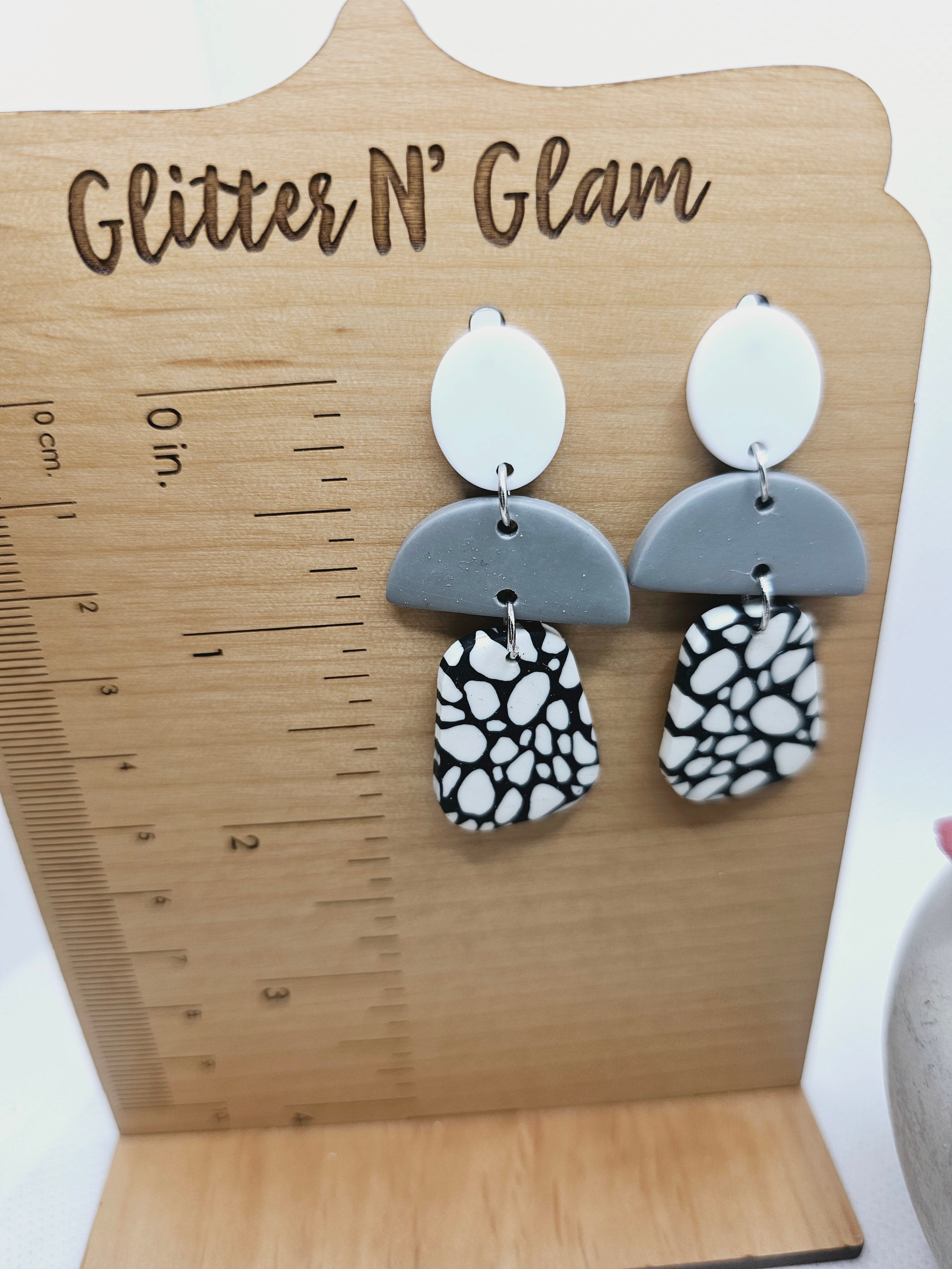 1898 Polymer Clay Black/White/Gray Dangle Earrings