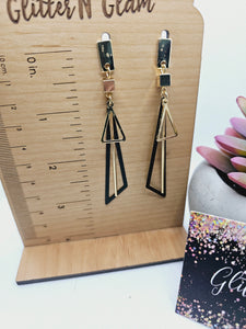 1939 Black and Gold Dangle Earrings