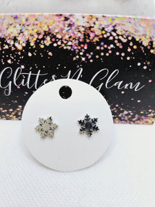 1976 Silver Snowflake Stud Earrings