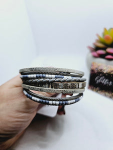 2087 Gray Leather/Beads Wrap Bracelet