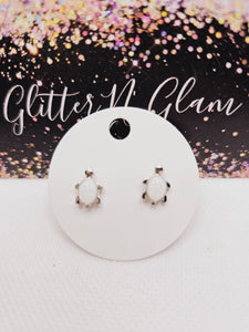2039 Sea Turttle With Fire Opal Shell Stud Earrings