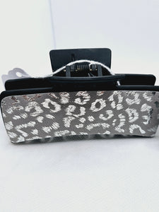2161 Gray/Silver Animal Print Leather Claw Clip