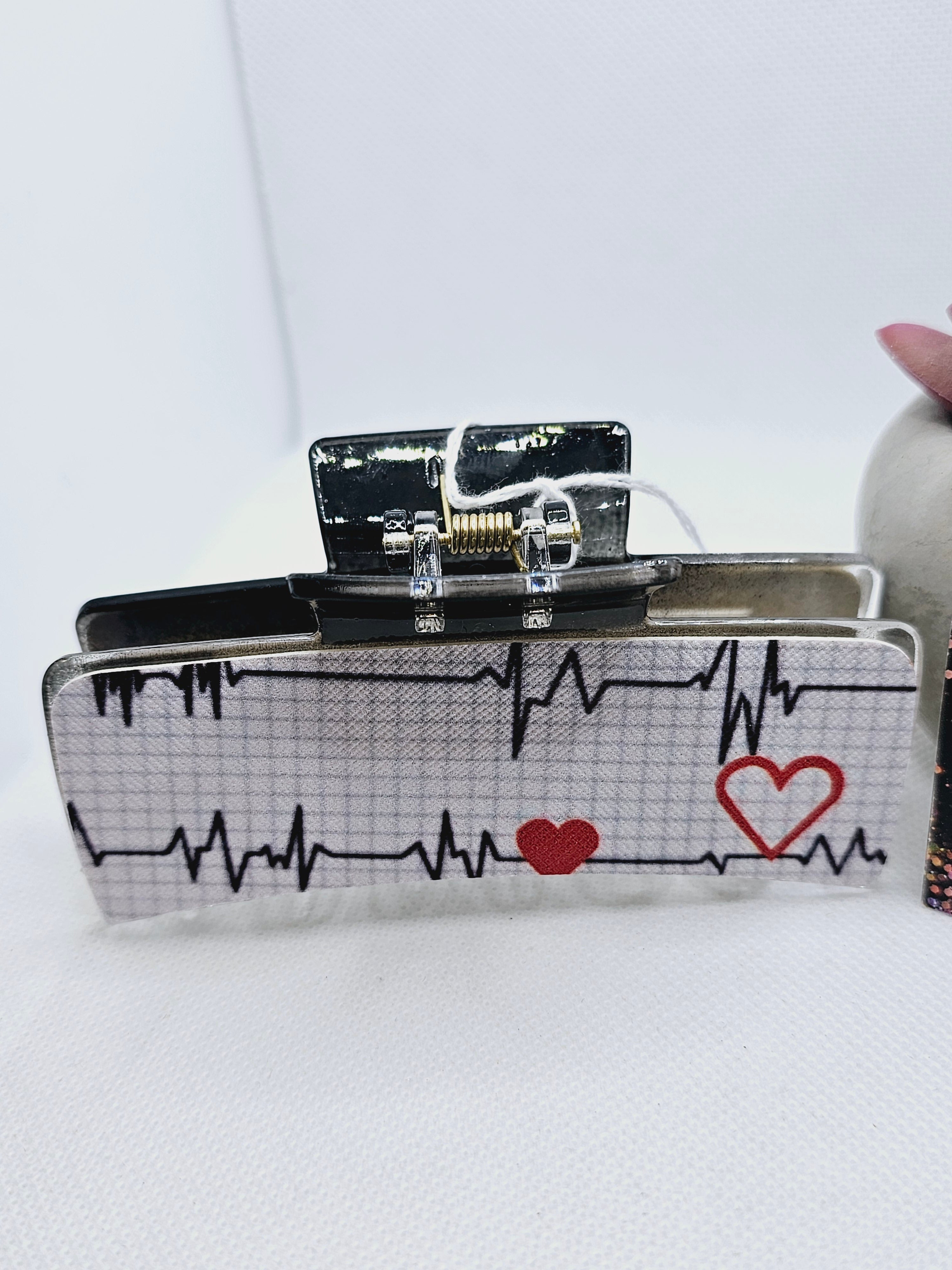 2157 Heartbeat Leather Claw Clip