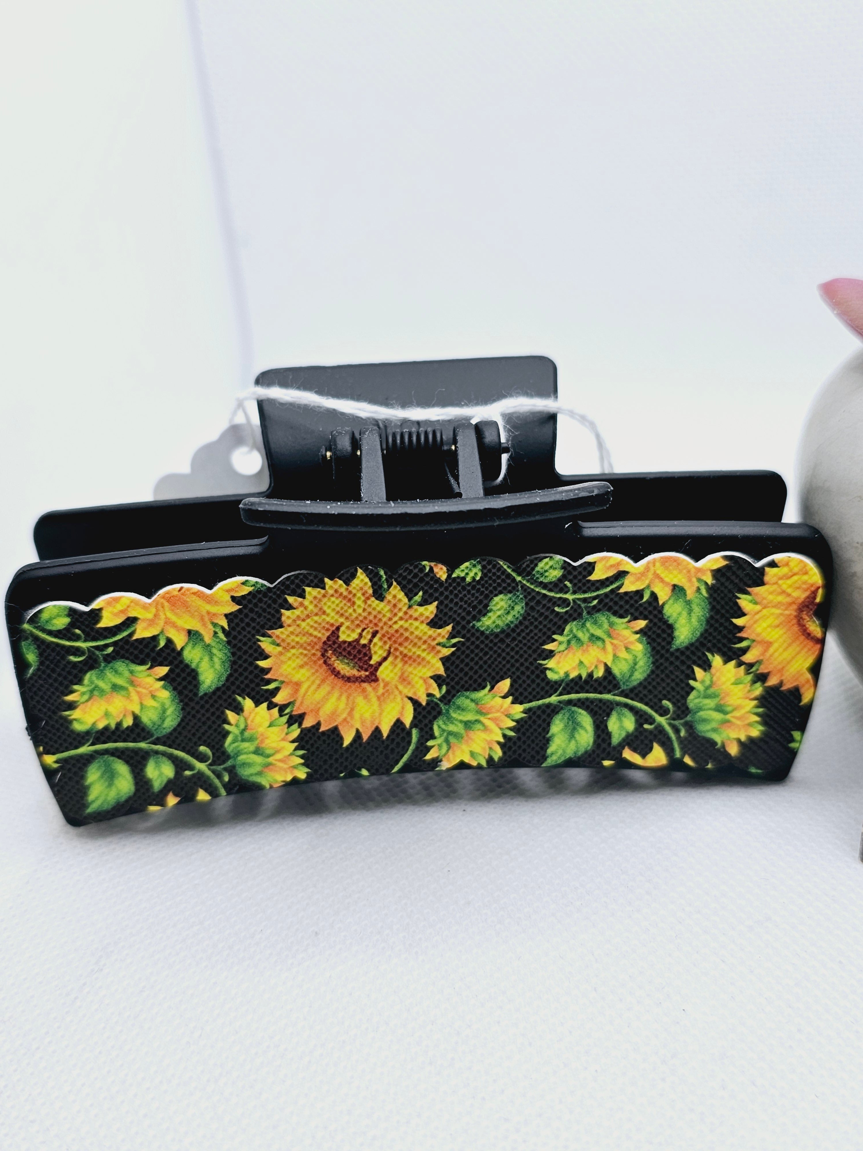 2154 Sunflower Leather Claw Clip