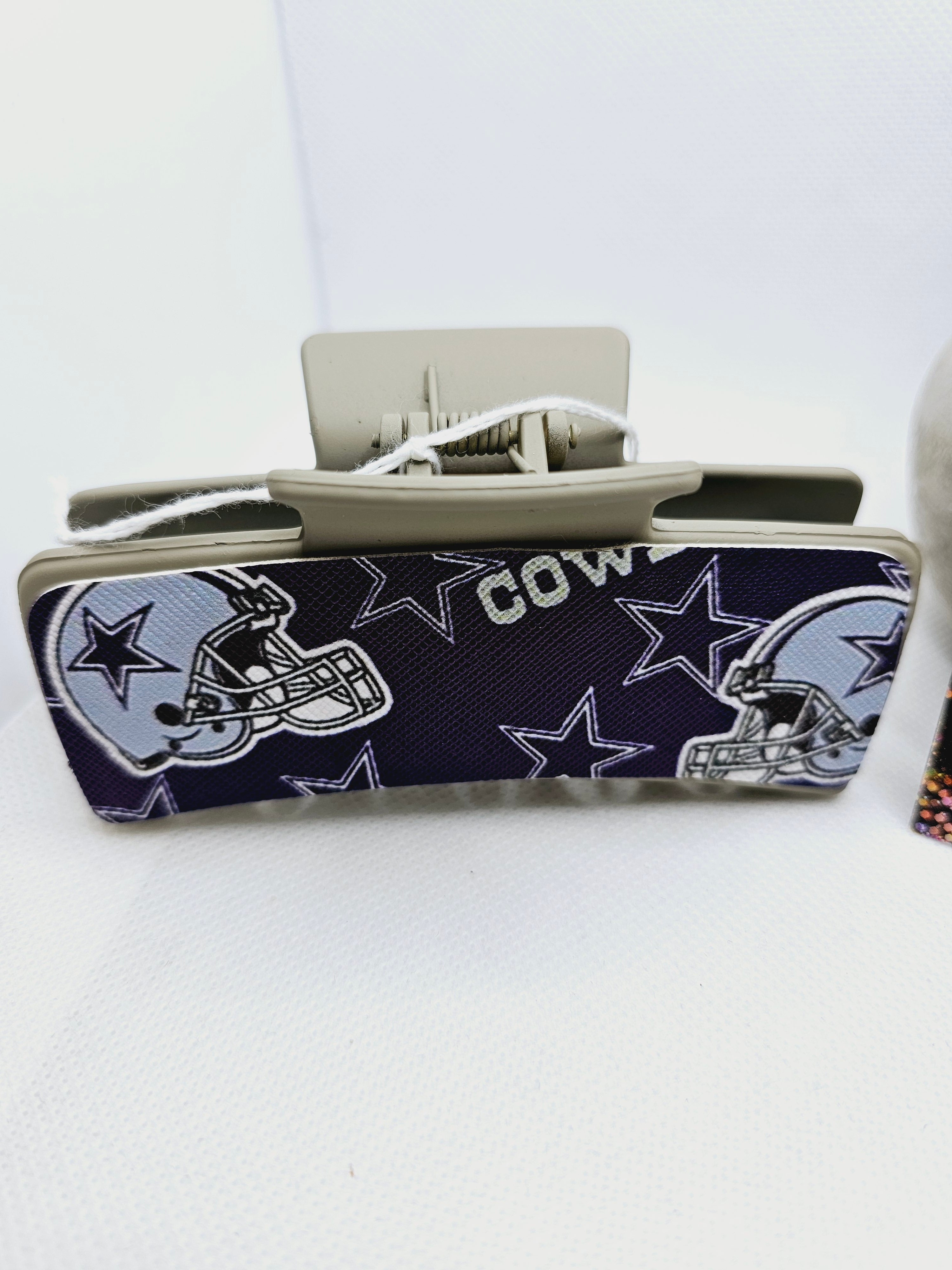 2194 Cowboys Claw Clip