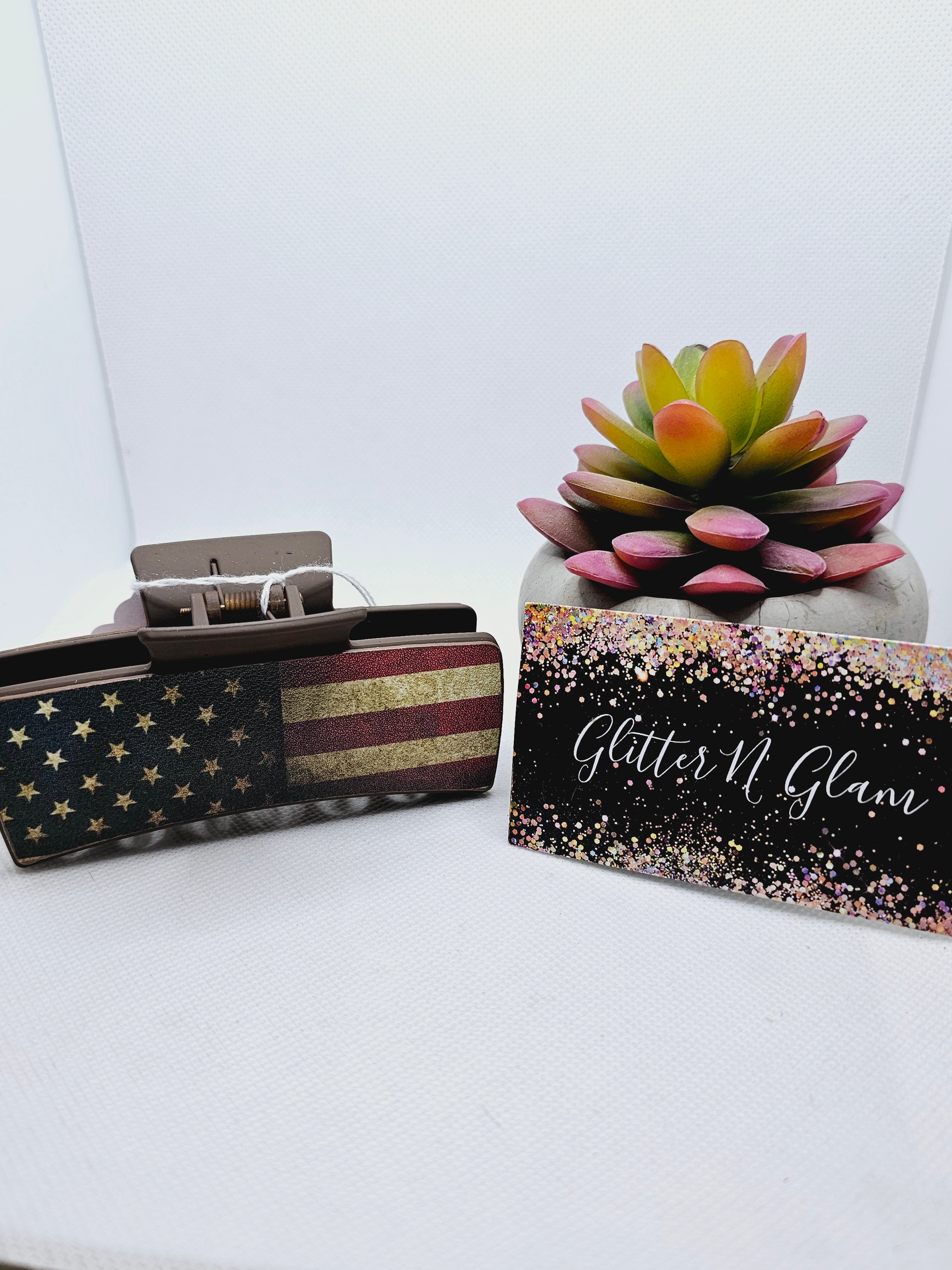 2215 Rustic Flag Leather Claw Clip