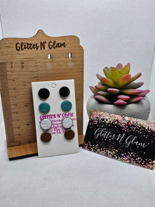 2258 4 Pairs of Leather Stud Earrings