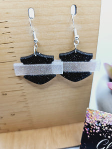 2260 HD Black and White Dangle Earrings