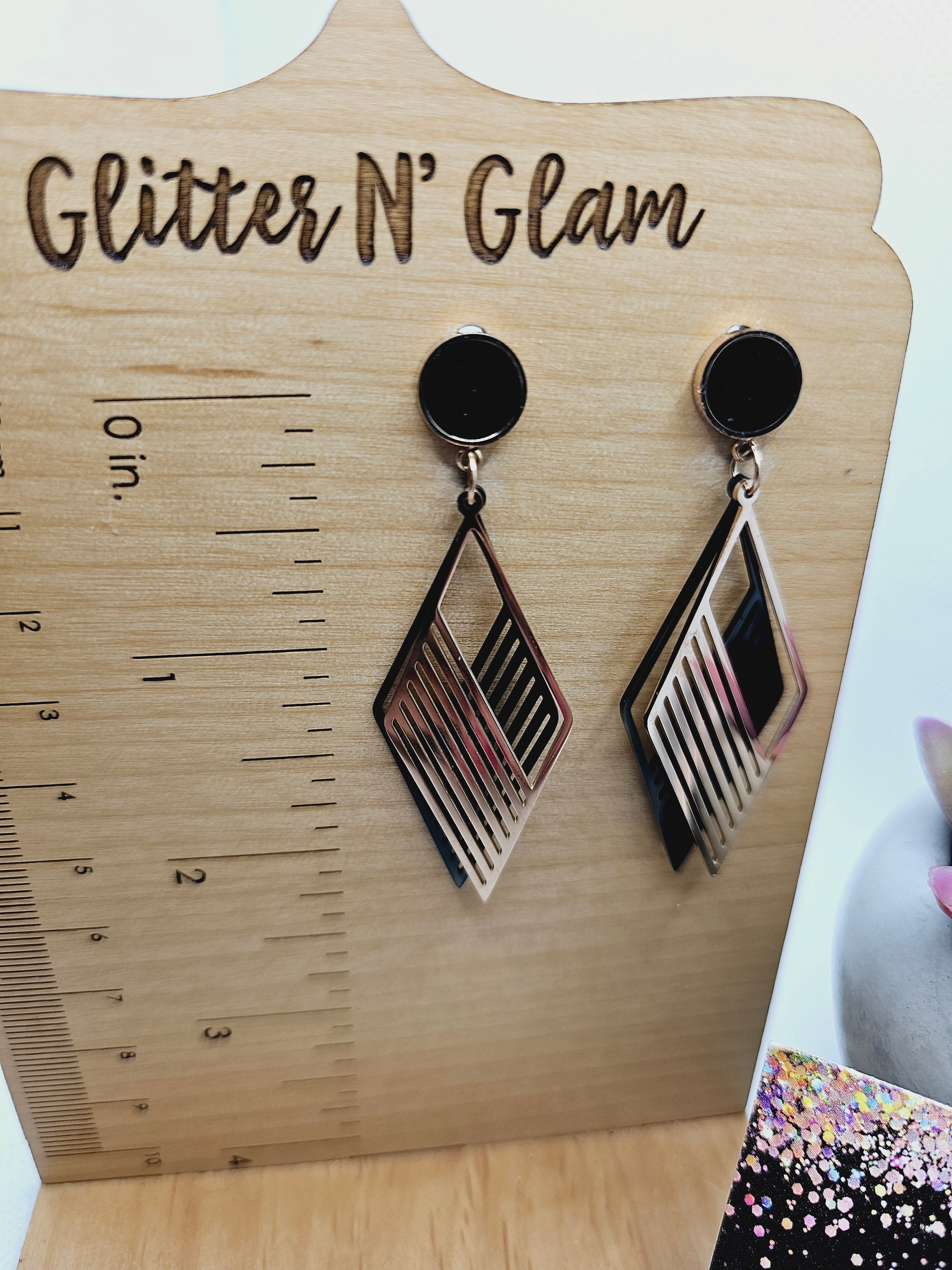 2273 Black and Rosegold Triangle Dangle Earrings
