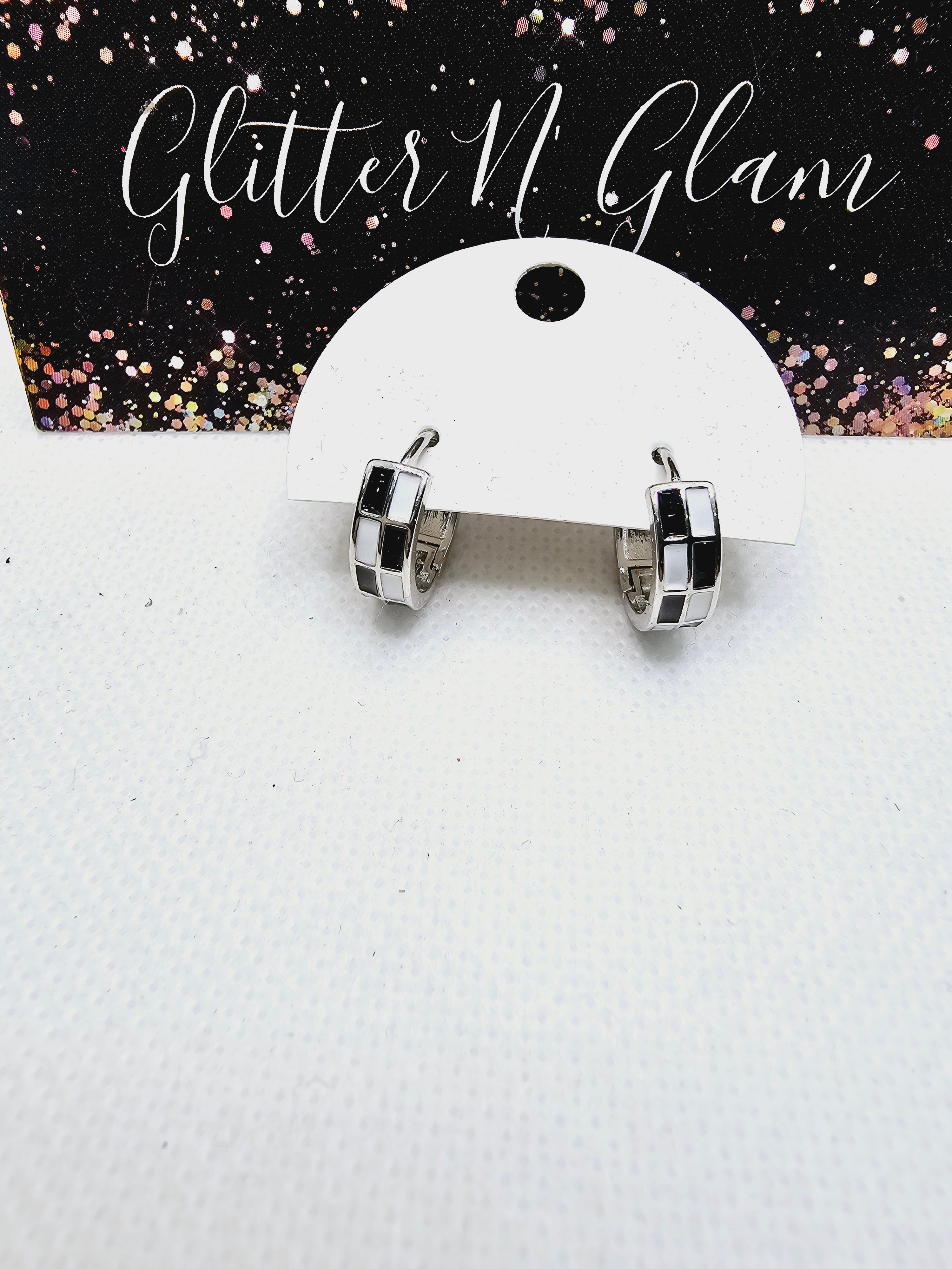 2287 Silver Black and White Checkered Small Hoop Earrings