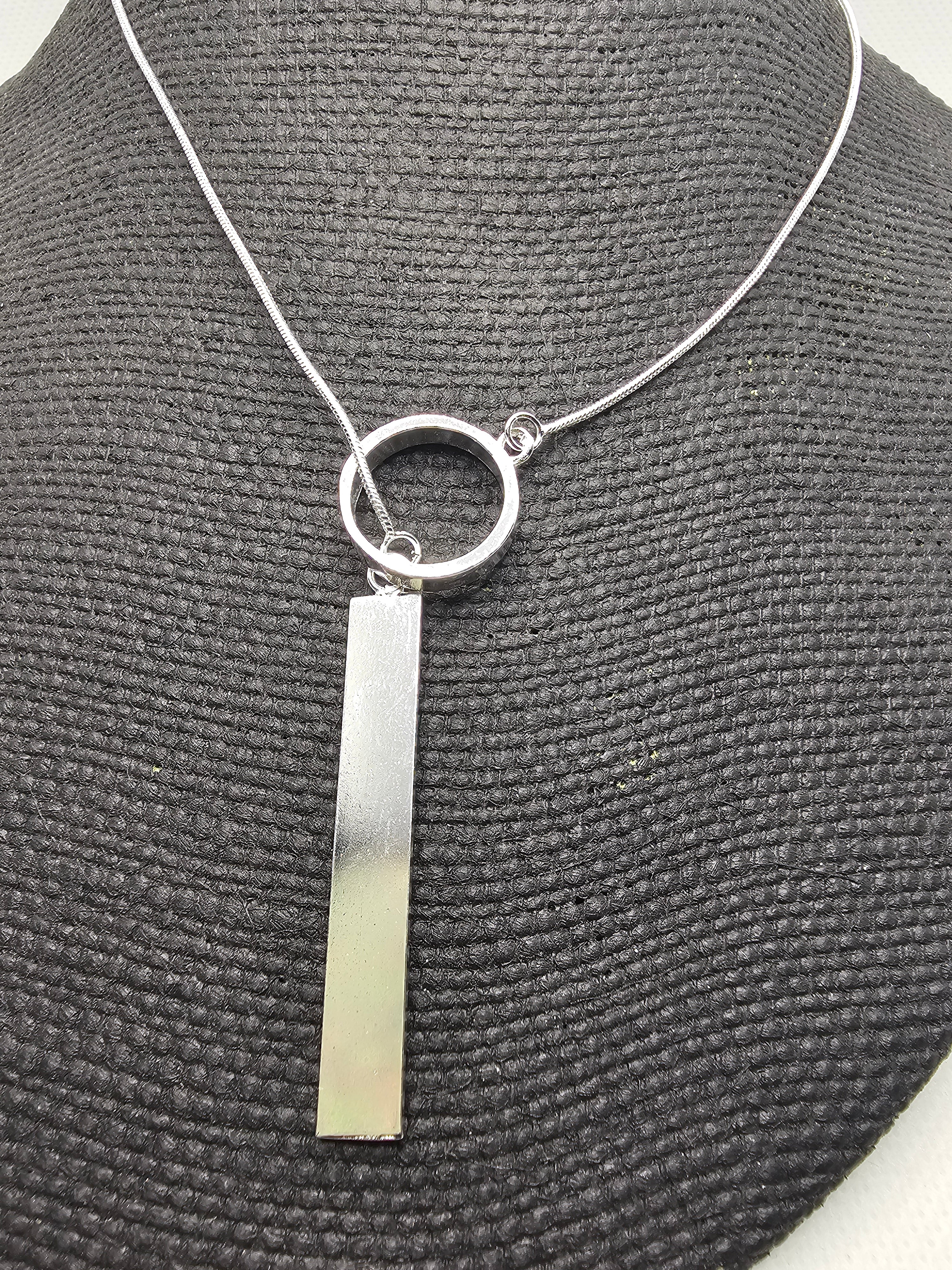2387 Silver Short Necklace