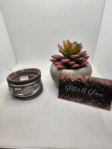 2394 Gray and Silver Leather Wrap Bracelet