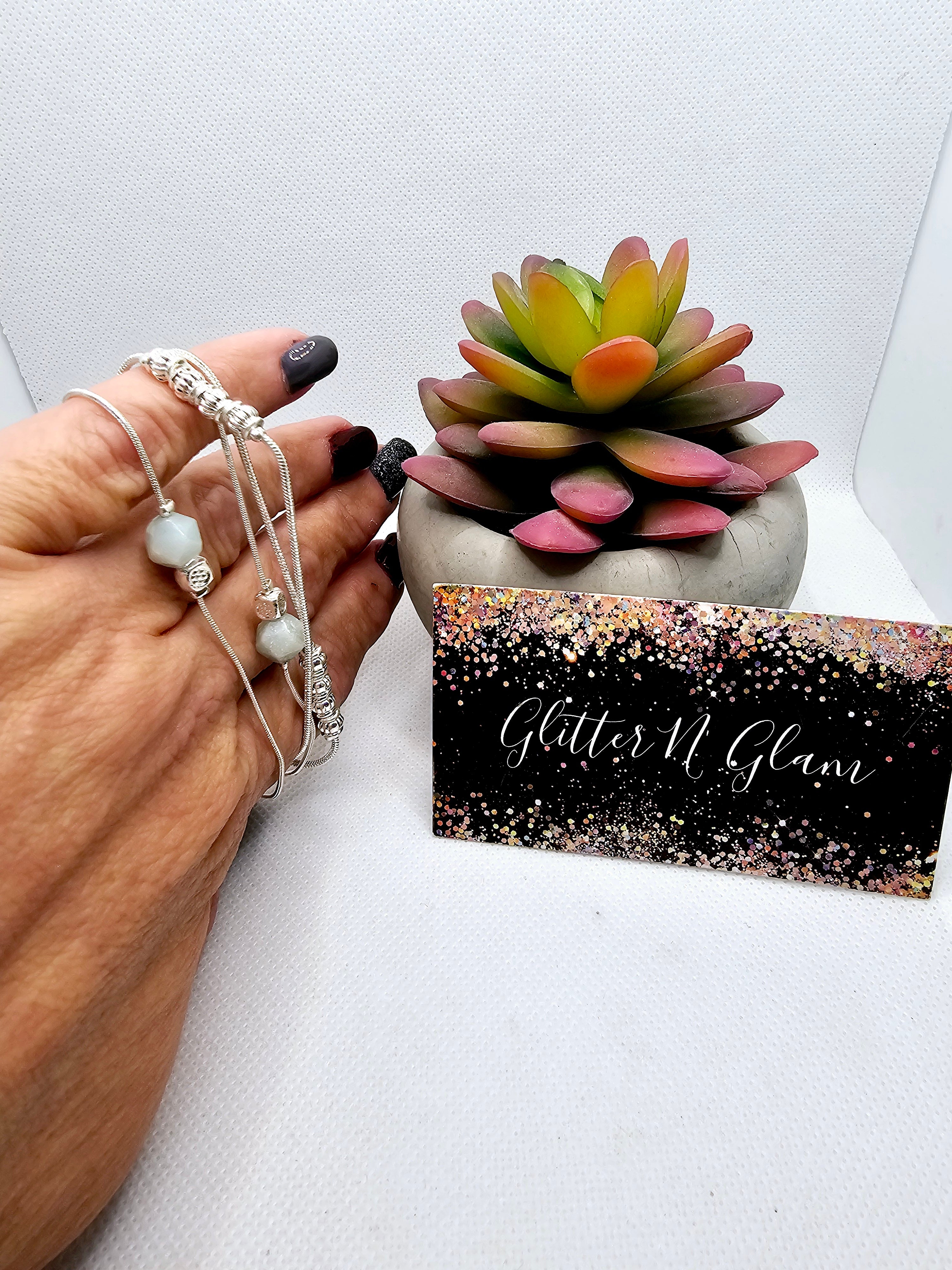 2425 Silver and Mint Beaded Bracelet with Magnetic Clasp