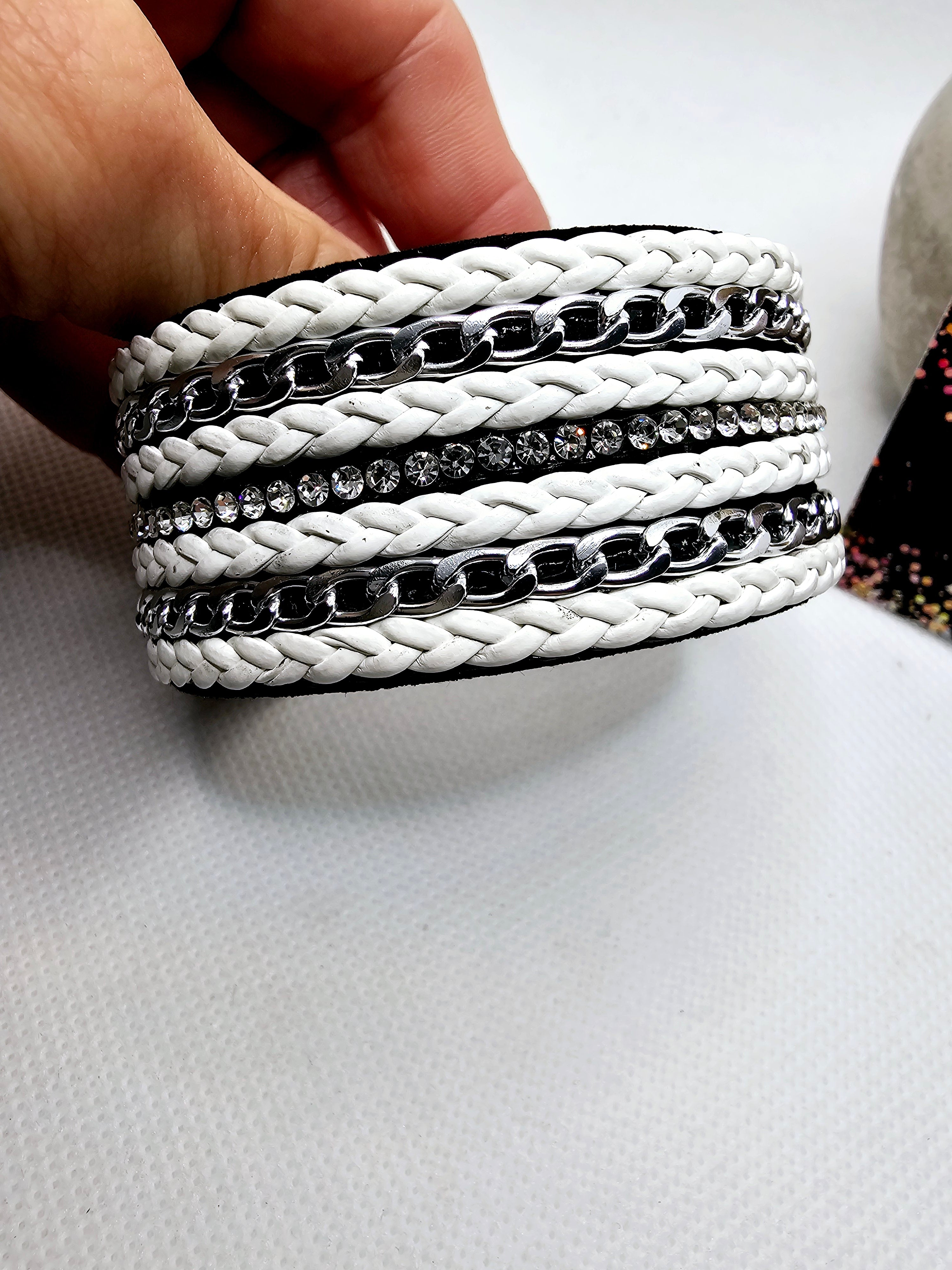 2440 White/Black/Silver Leather Wrap Bracelet
