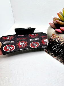 2451 49ers Leather Claw Clip