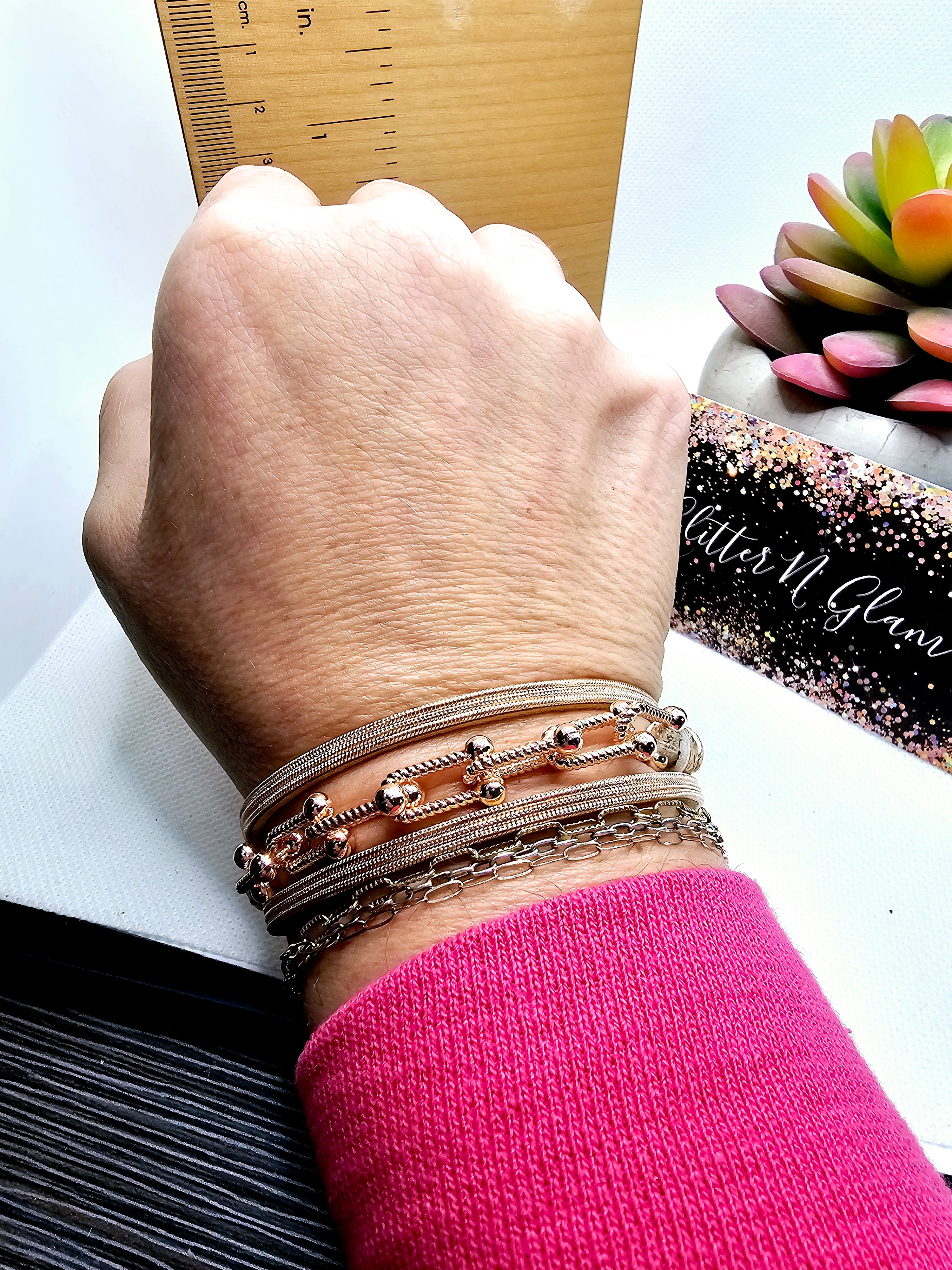 2483 Rosegold Leather Wrap Bracelet with Magnetic Clasp and Chain-like Details