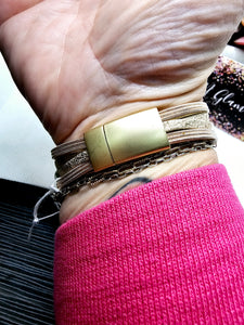 2483 Rosegold Leather Wrap Bracelet with Magnetic Clasp and Chain-like Details