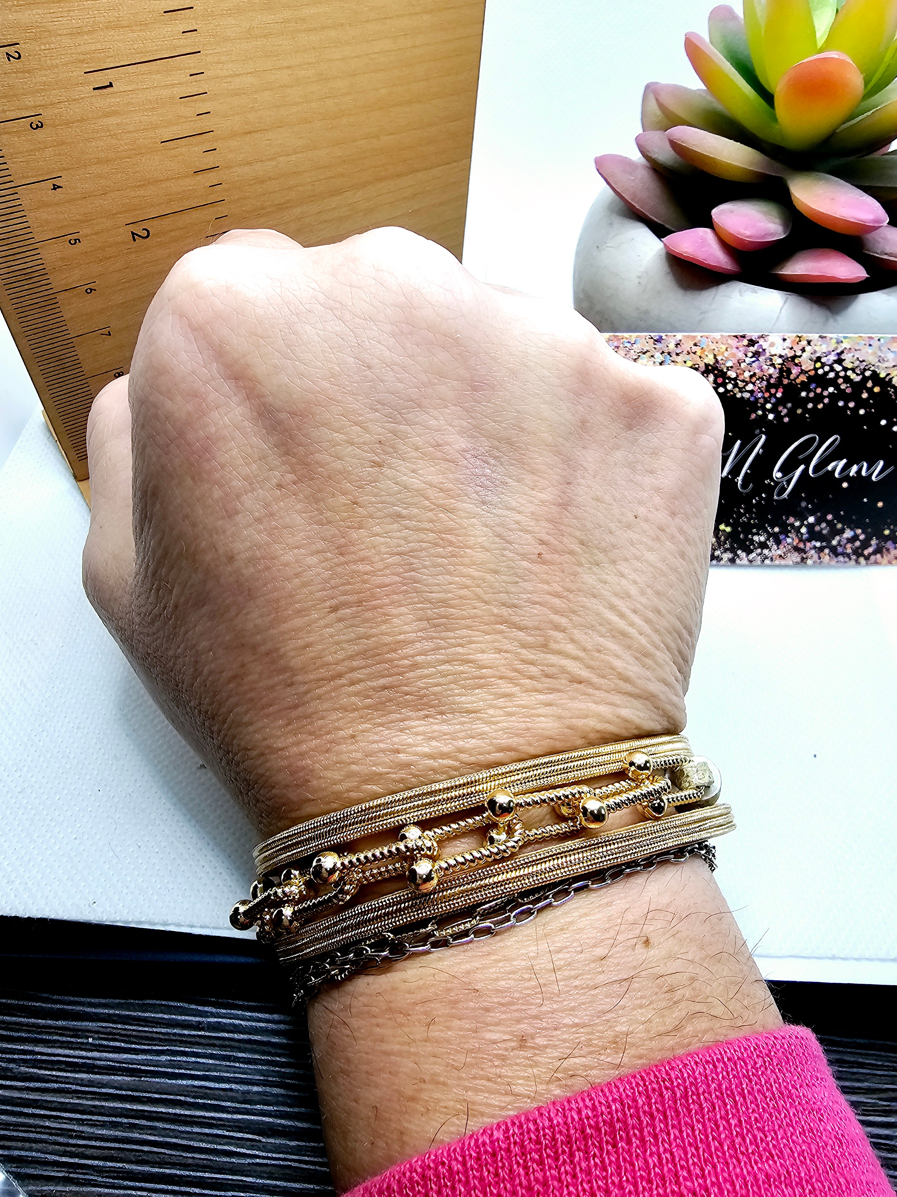2481 Gold Leather Wrap Bracelet with Magnetic Clasp and Chain-like Details