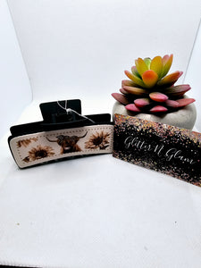 2490 Ivory and Black Highland Cow Leather Hair Claw Clip