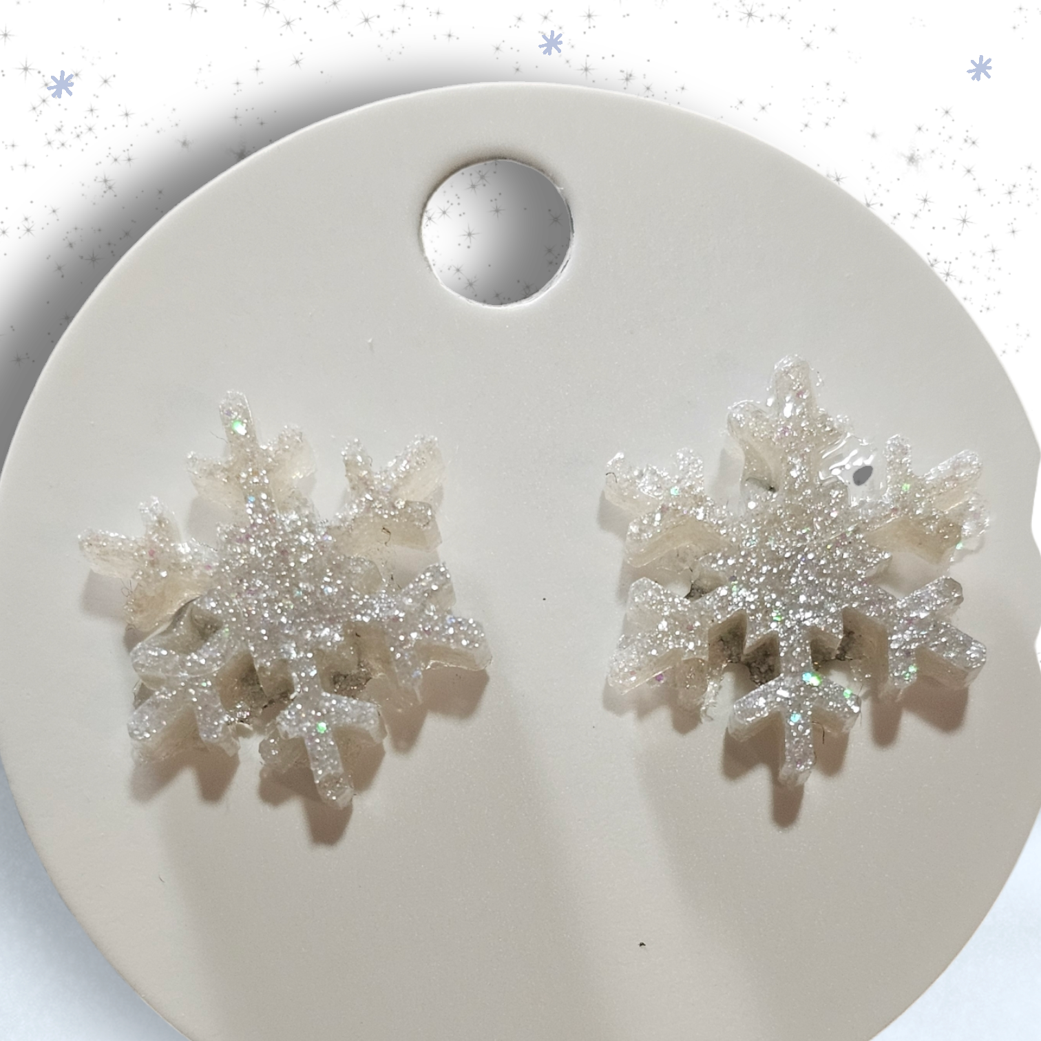 2515 White Sparkly Resin Snowflake Stud Earrings