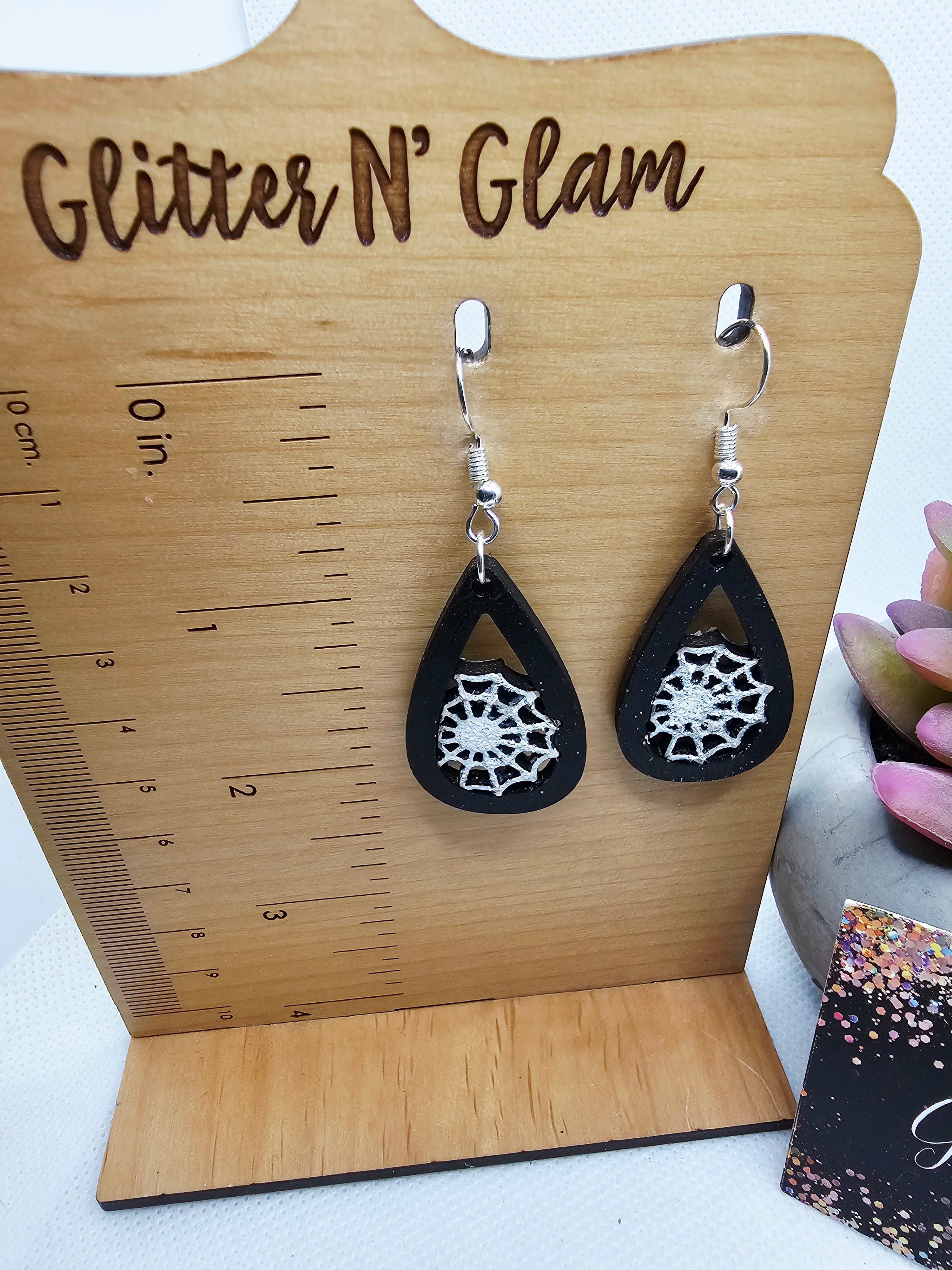 2675 Spider Web Wood Dangle Earrings