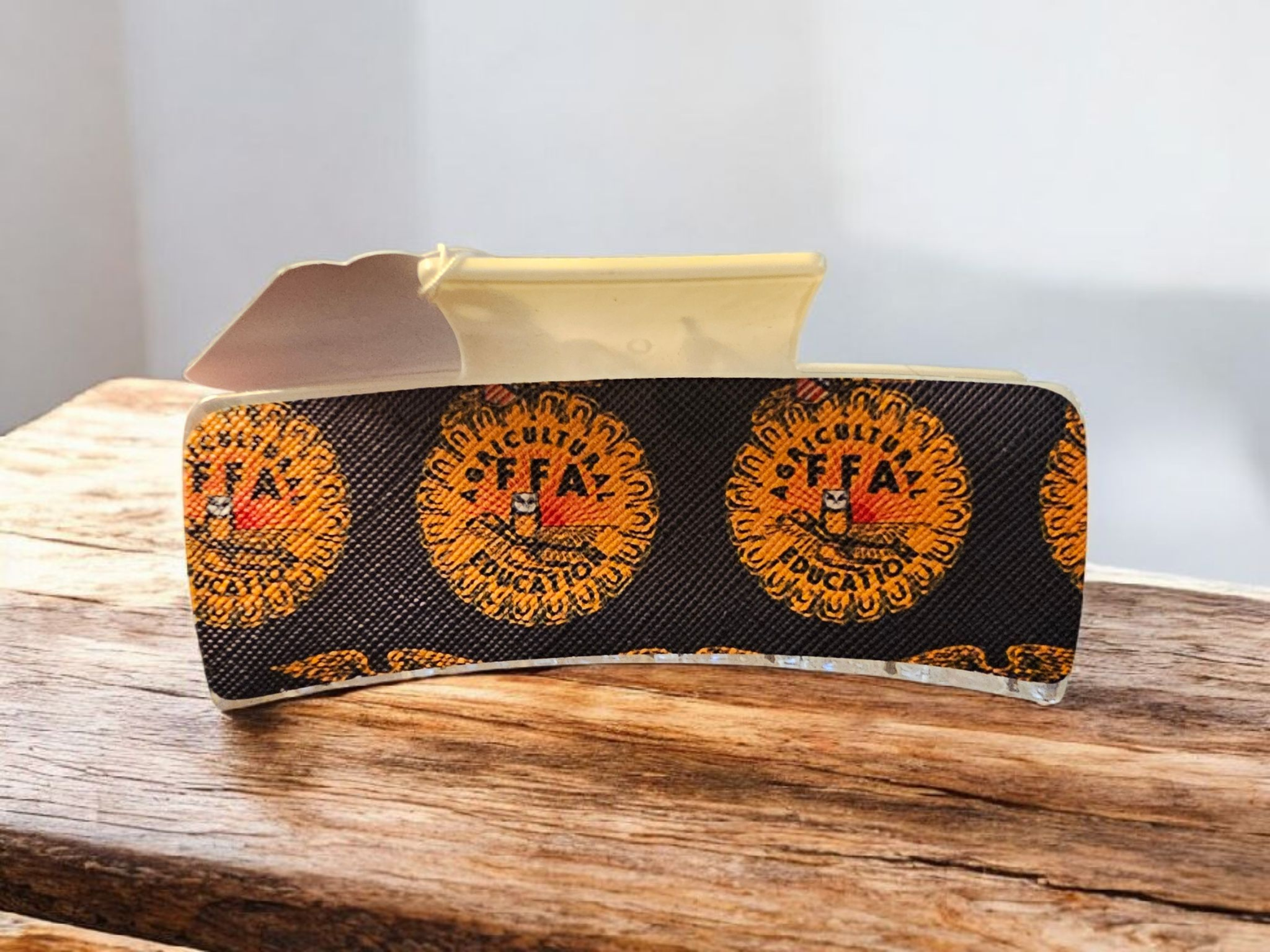 2736 FFA Leather Hair Claw Clip