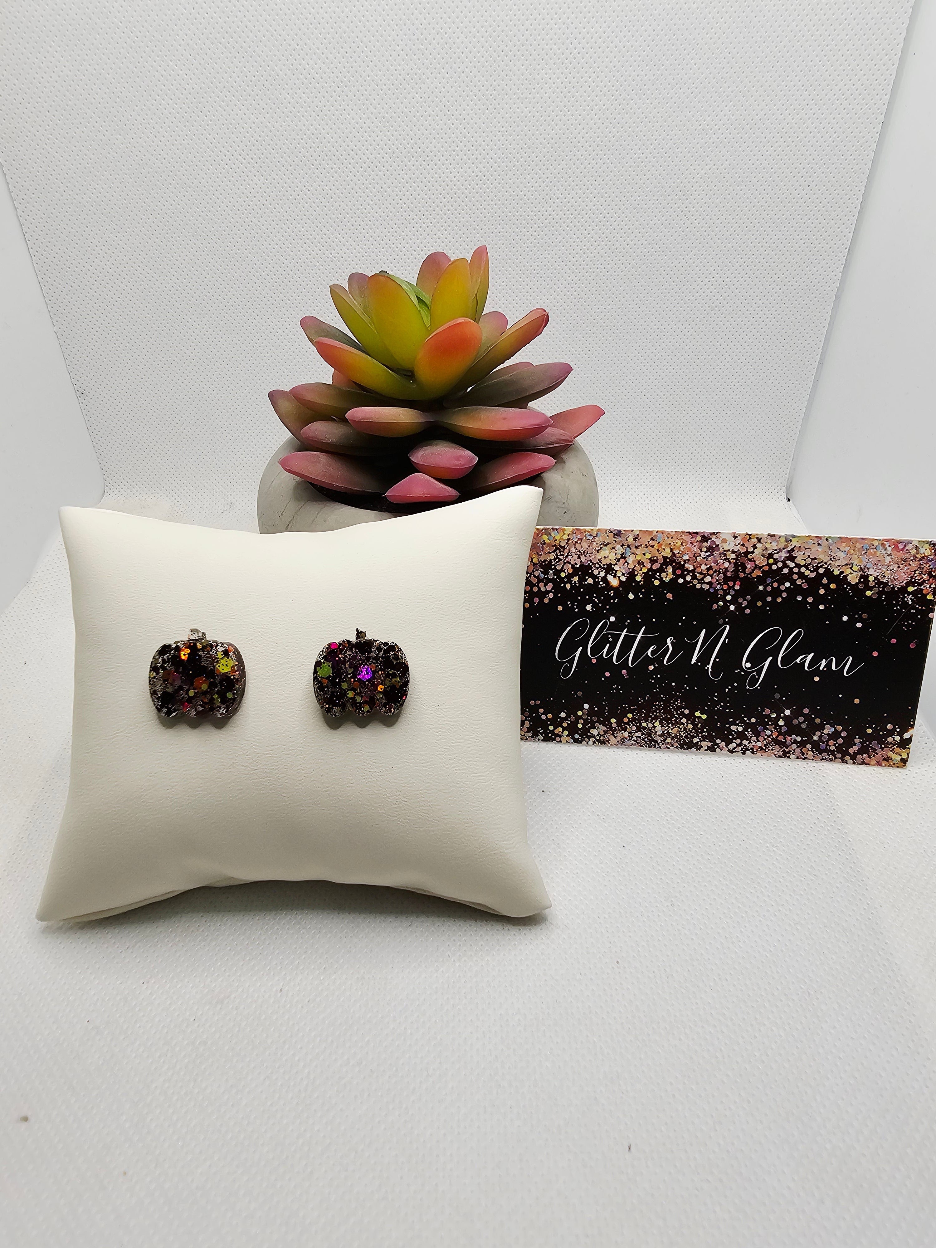 2688 Muticolored Pumpkin Stud Earrings