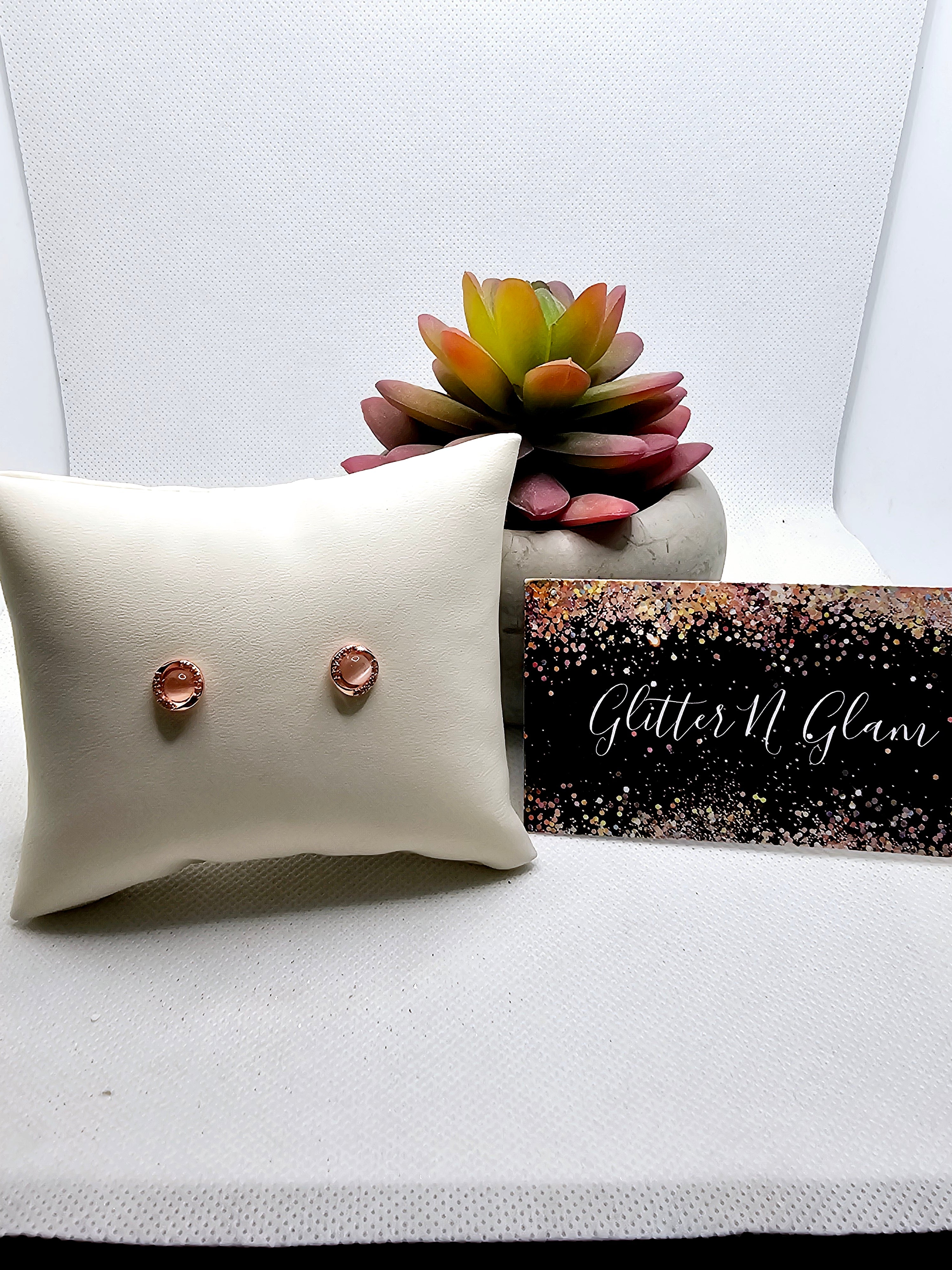 2559 Rosegold Cat-Eye Pearl Stud Earrings