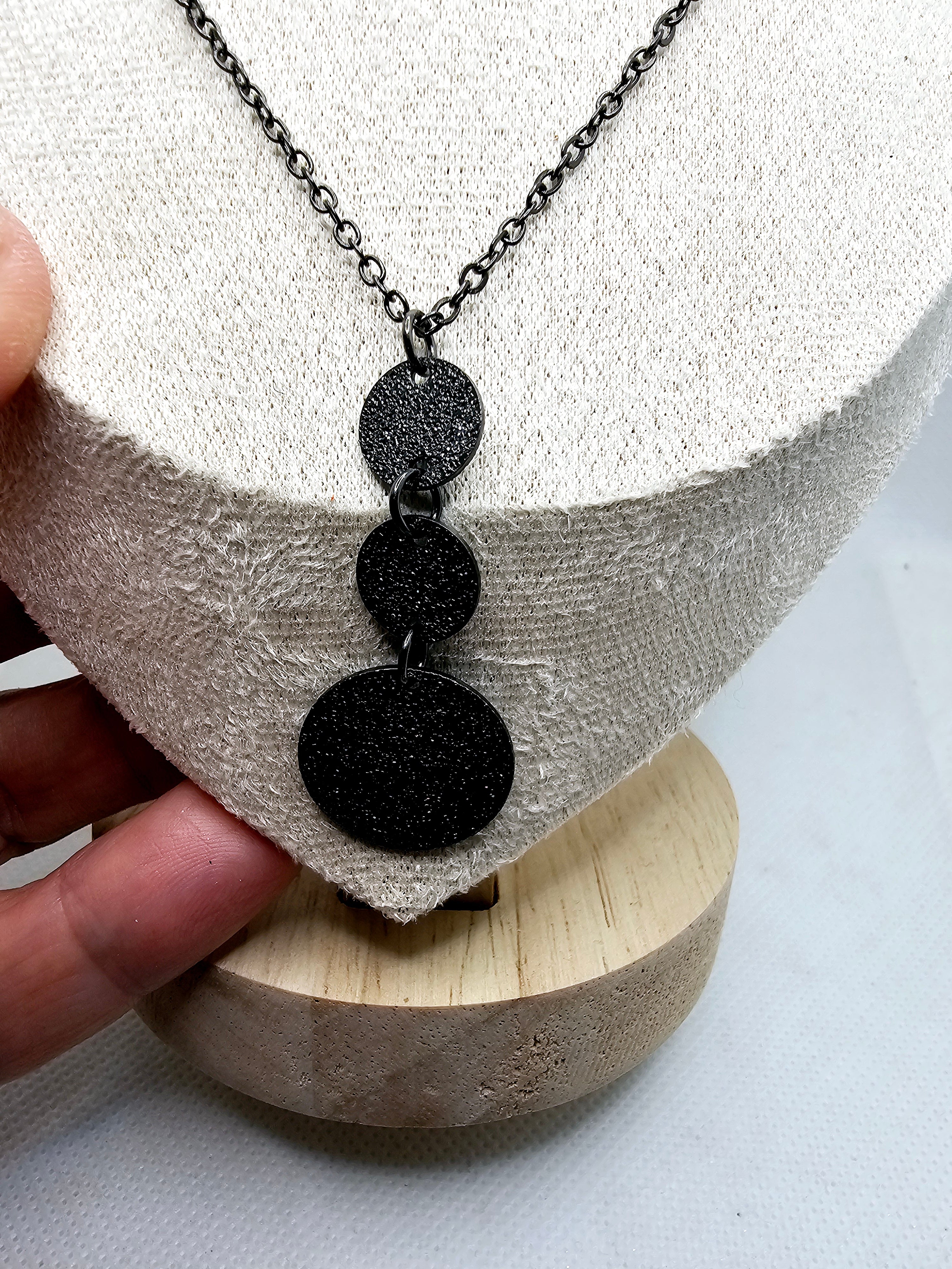 2580 Gunmetal Long Sweater Necklace and Earring Set