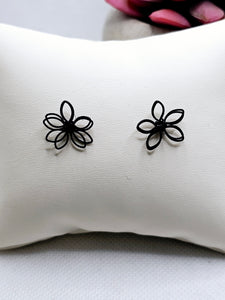 2598 Black Flower Stud Earrings