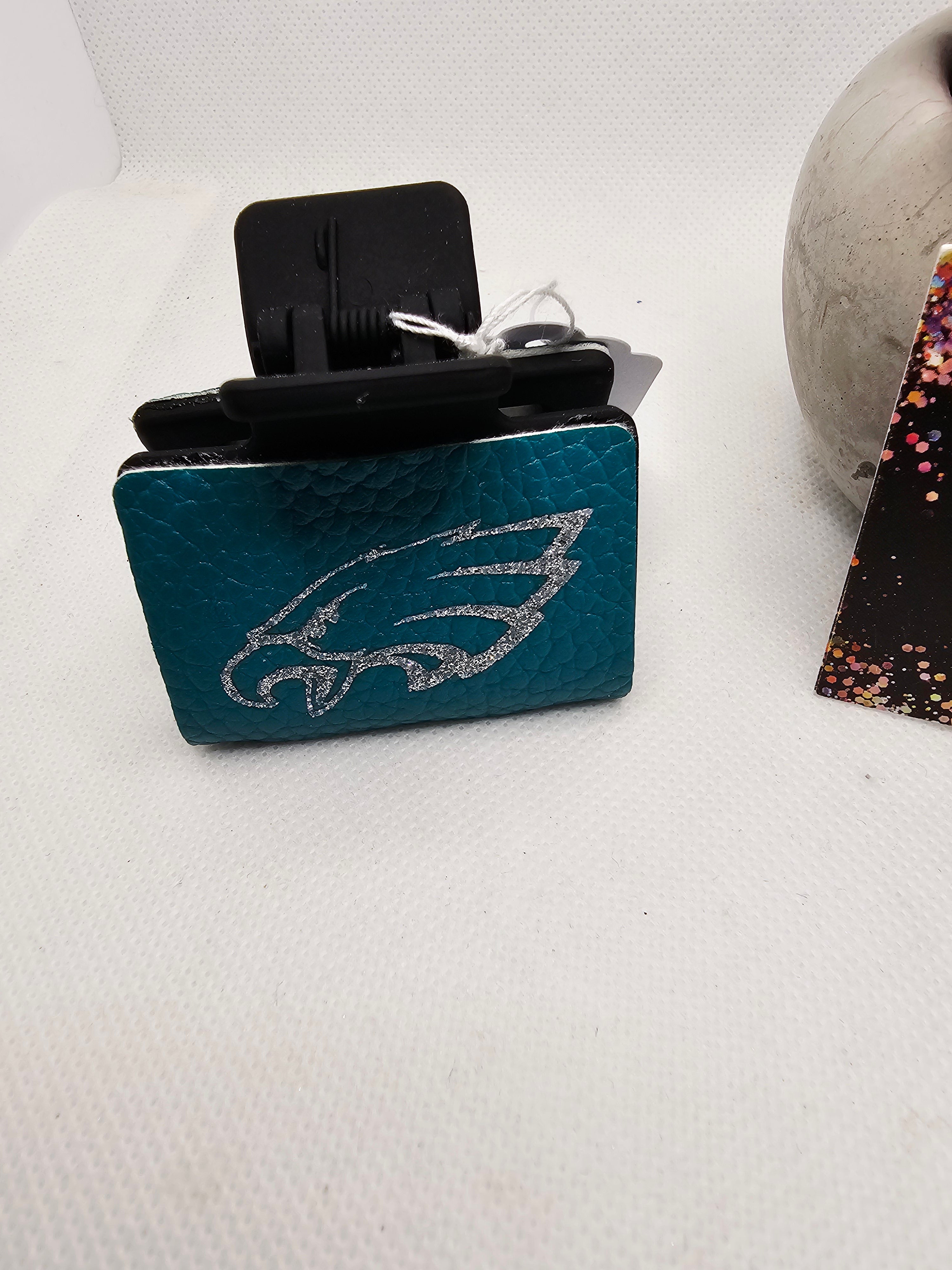 2673 Eagles Small Leather Claw Hair Clip