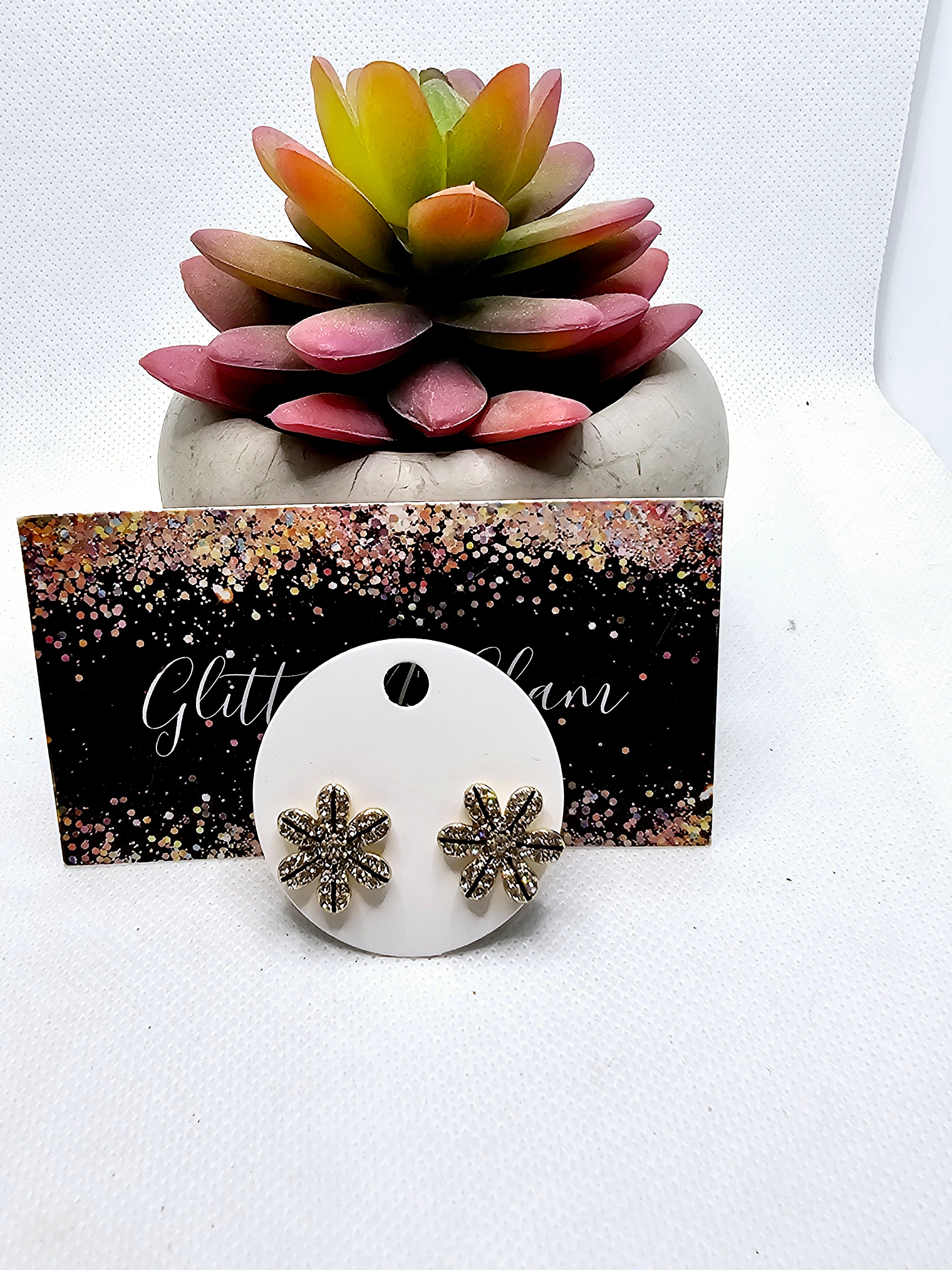 2526 Gokd and Black Flower Stud Earrings