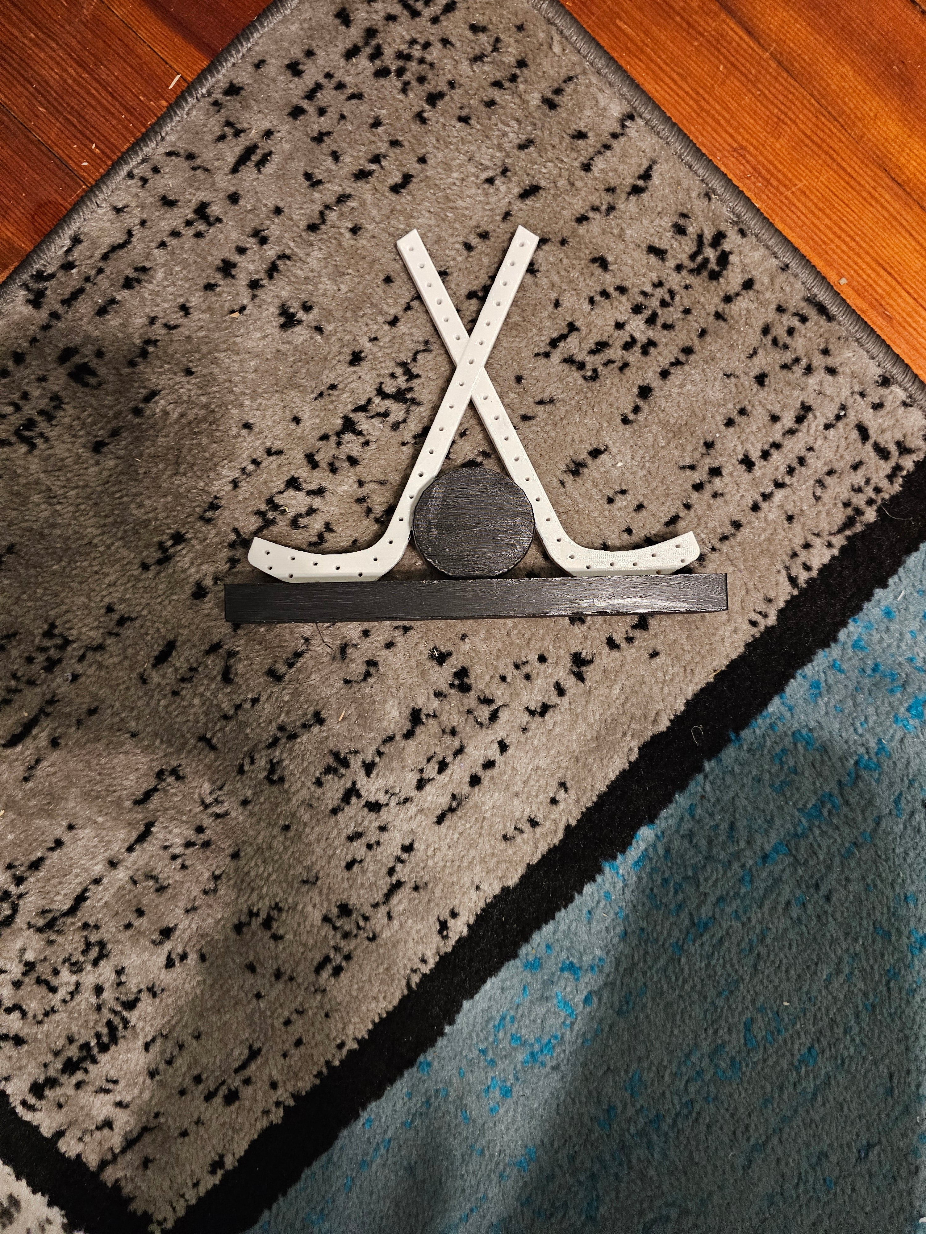 3D Hockey Earring Holder