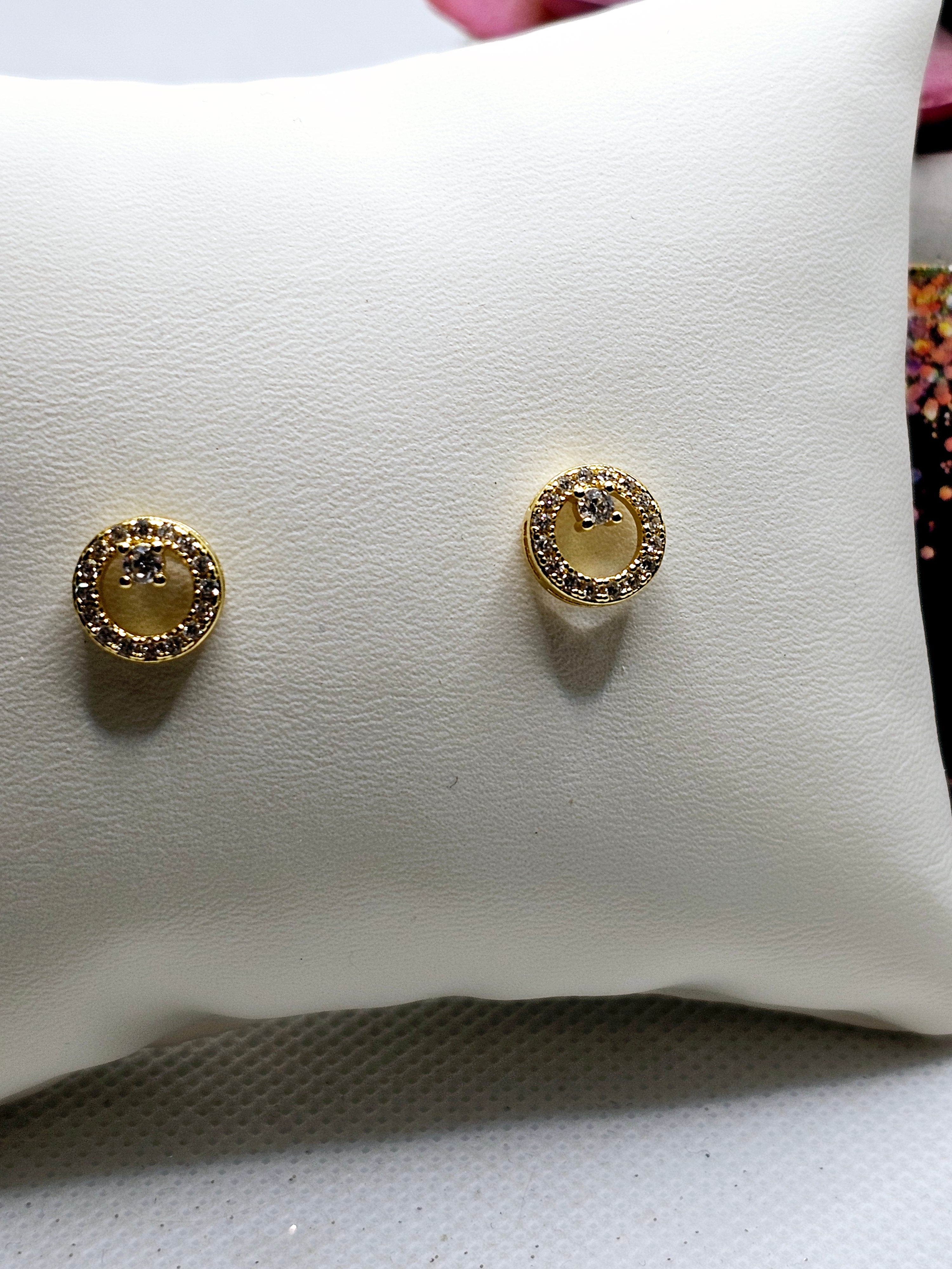 2536 Gold Bling Circle Studs