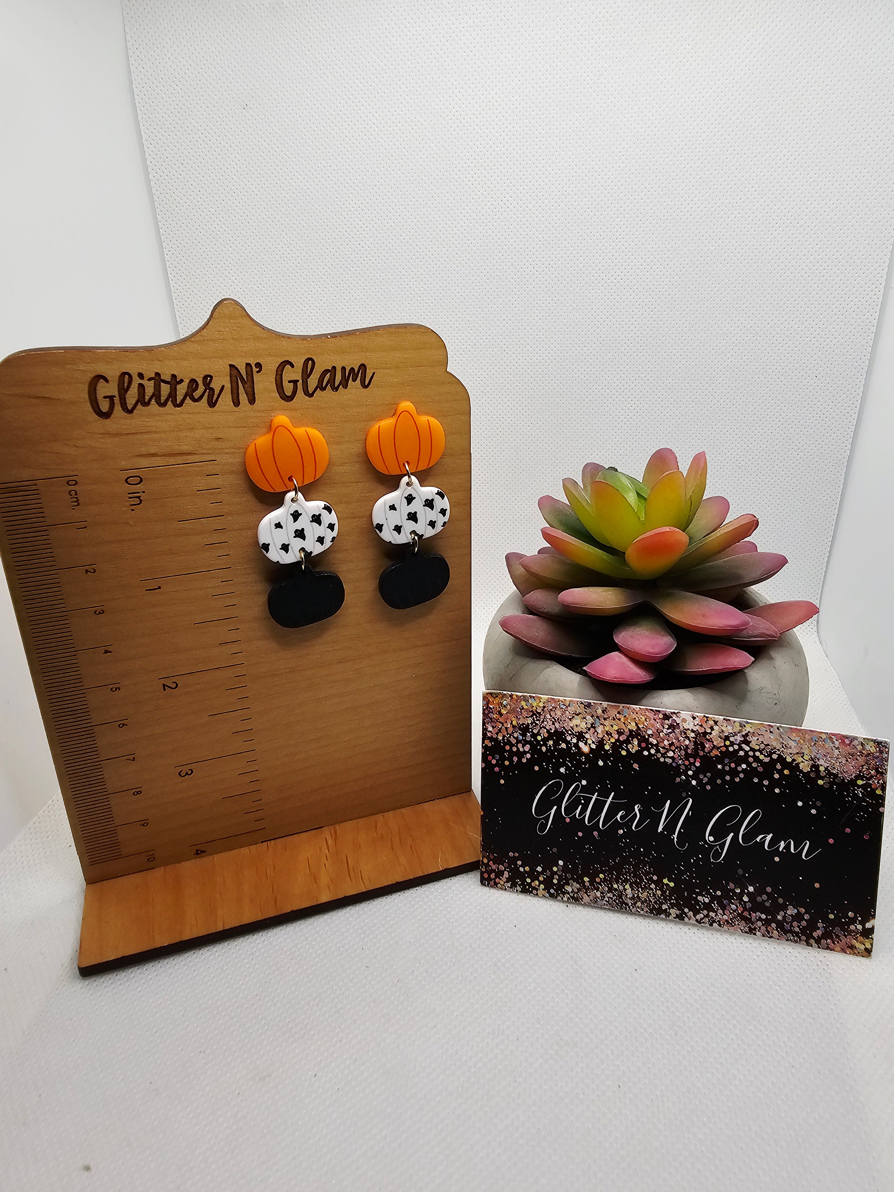 2697 Multicolored Pumpkin Dangle Earrings