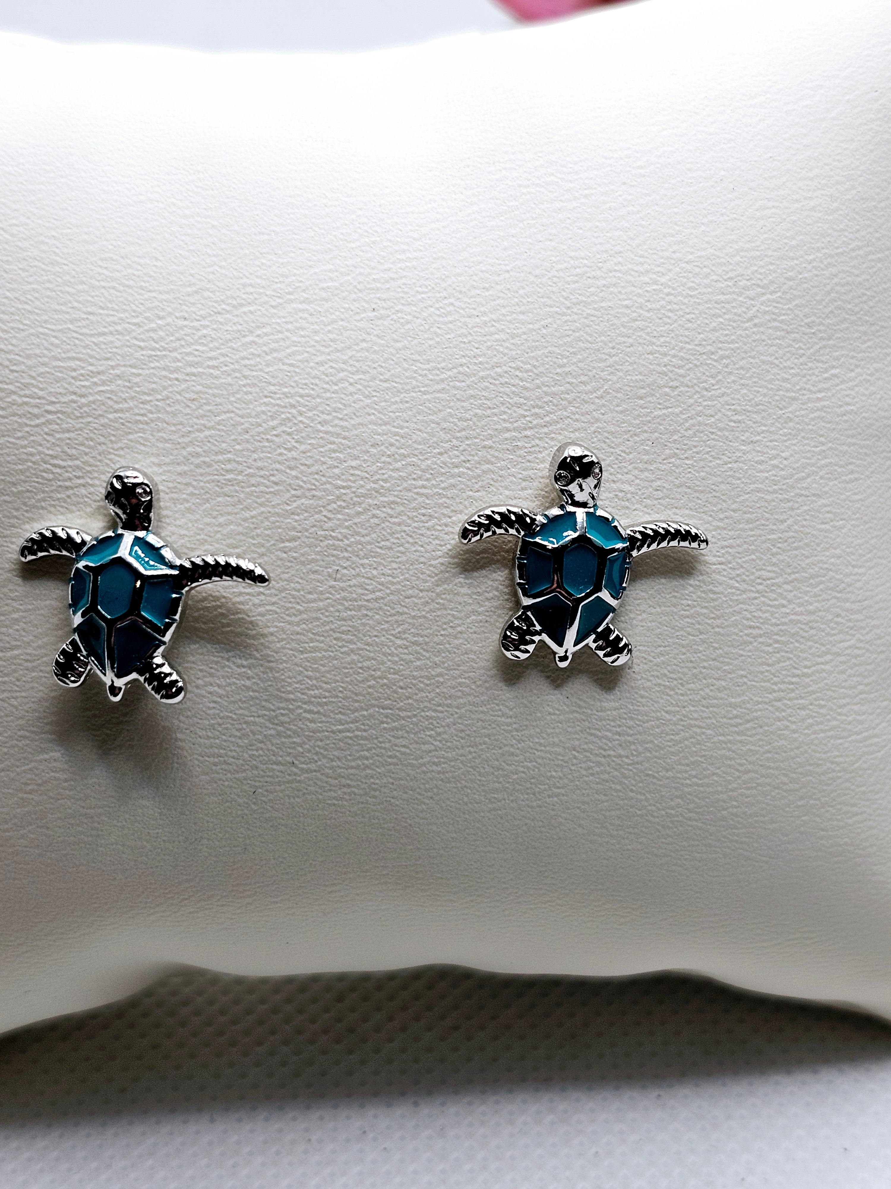 2517 Teal Sea Turtle Stud Earrings