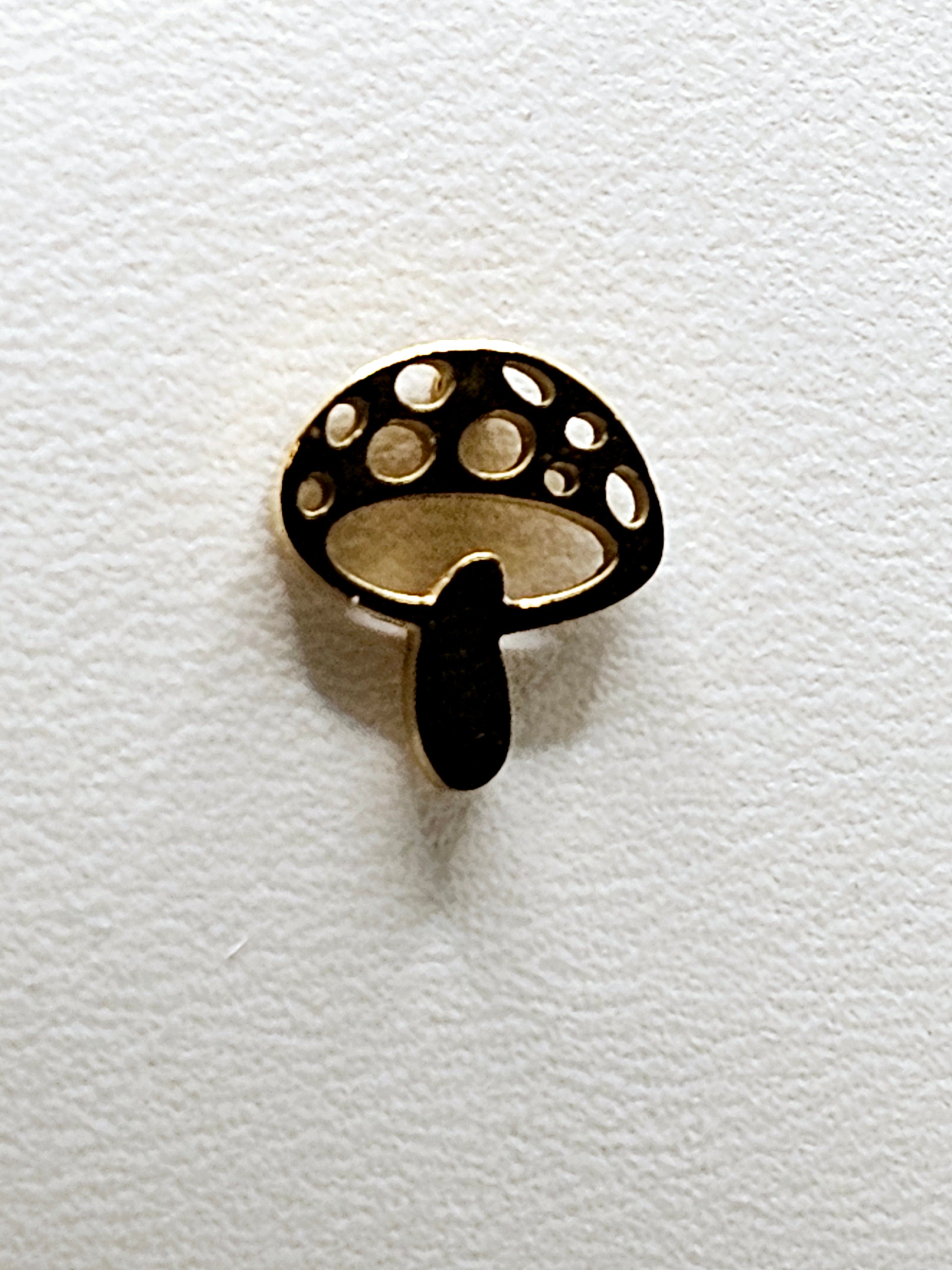 2533 Gold Mushroom Stud Earrings