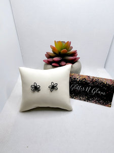 2598 Black Flower Stud Earrings