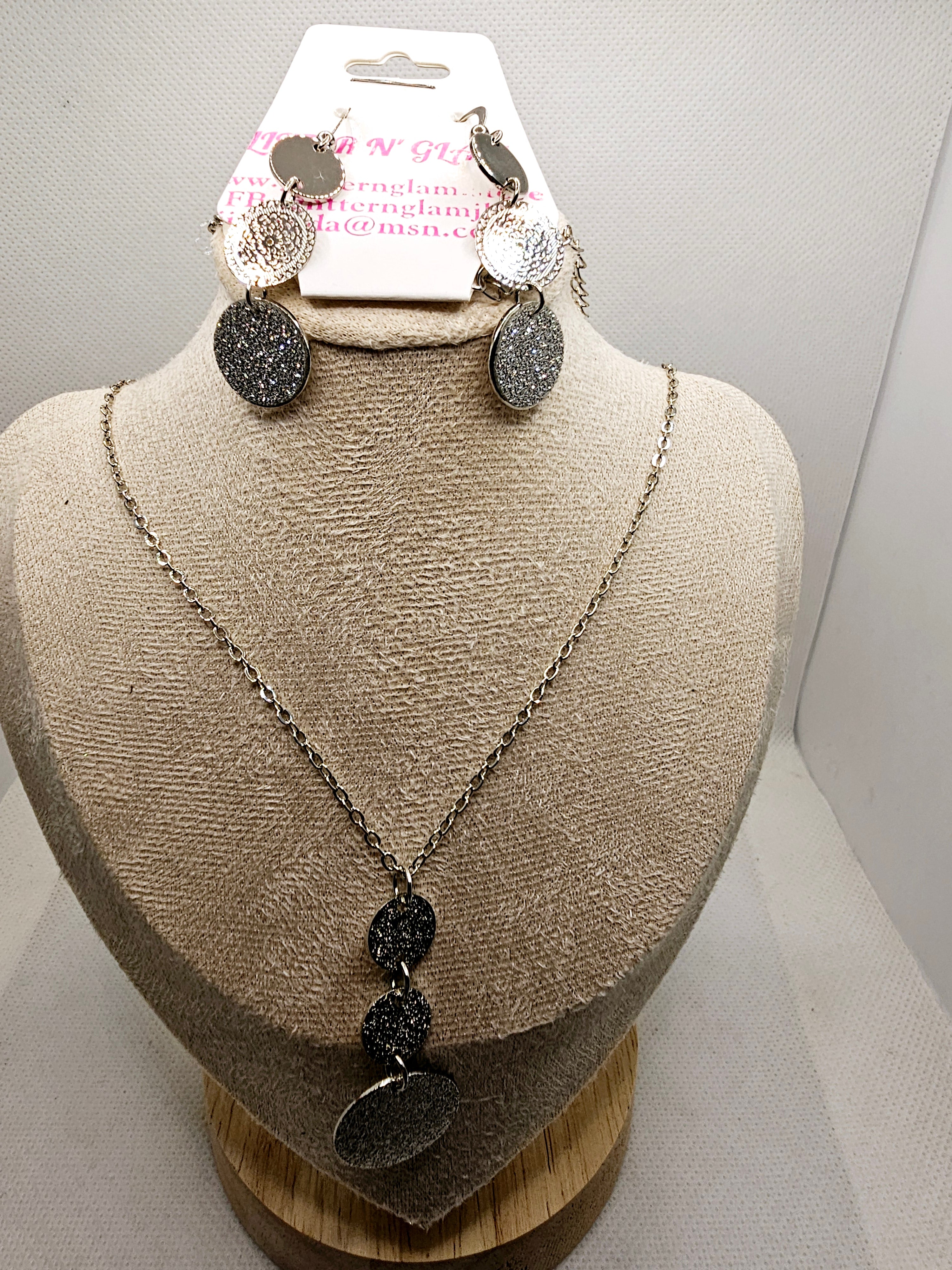 2578 Silver Long Sweater Necklace and Earring Set