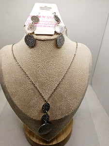 2578 Silver Long Sweater Necklace and Earring Set