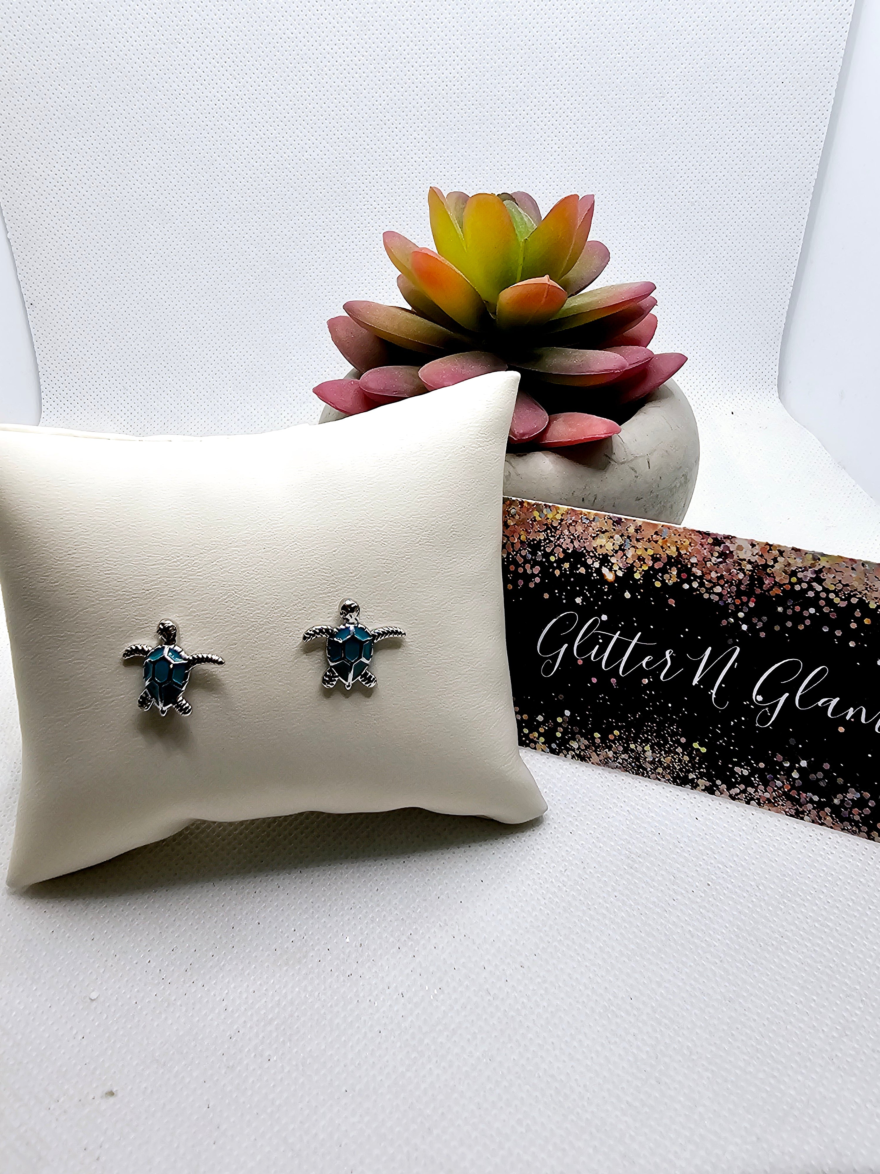 2517 Teal Sea Turtle Stud Earrings