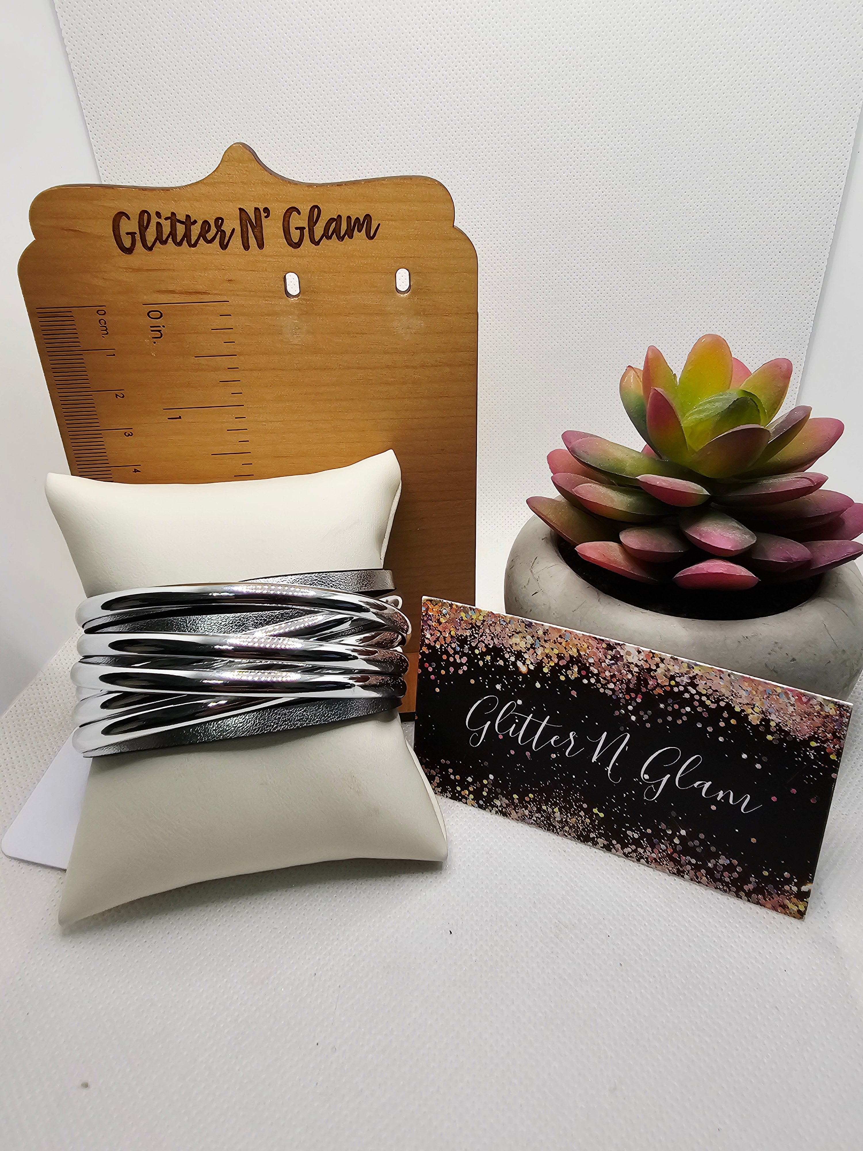 2717 Silver Leather Bracelet with magnetic closure