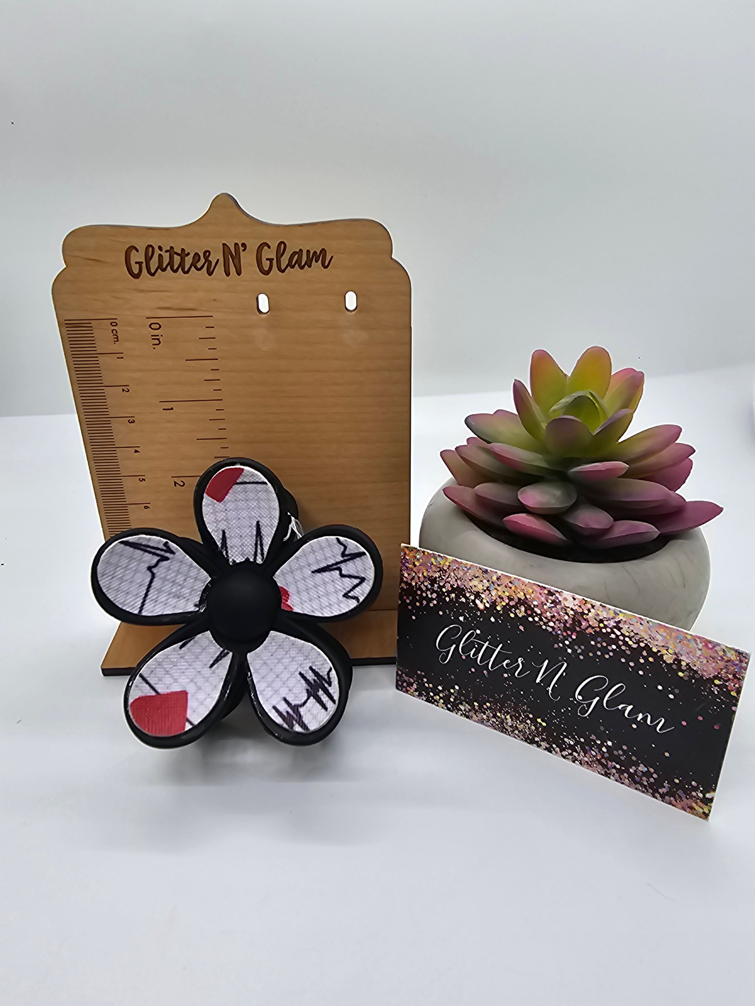 2637 Nurse Leather Flower Hair Claw Clip