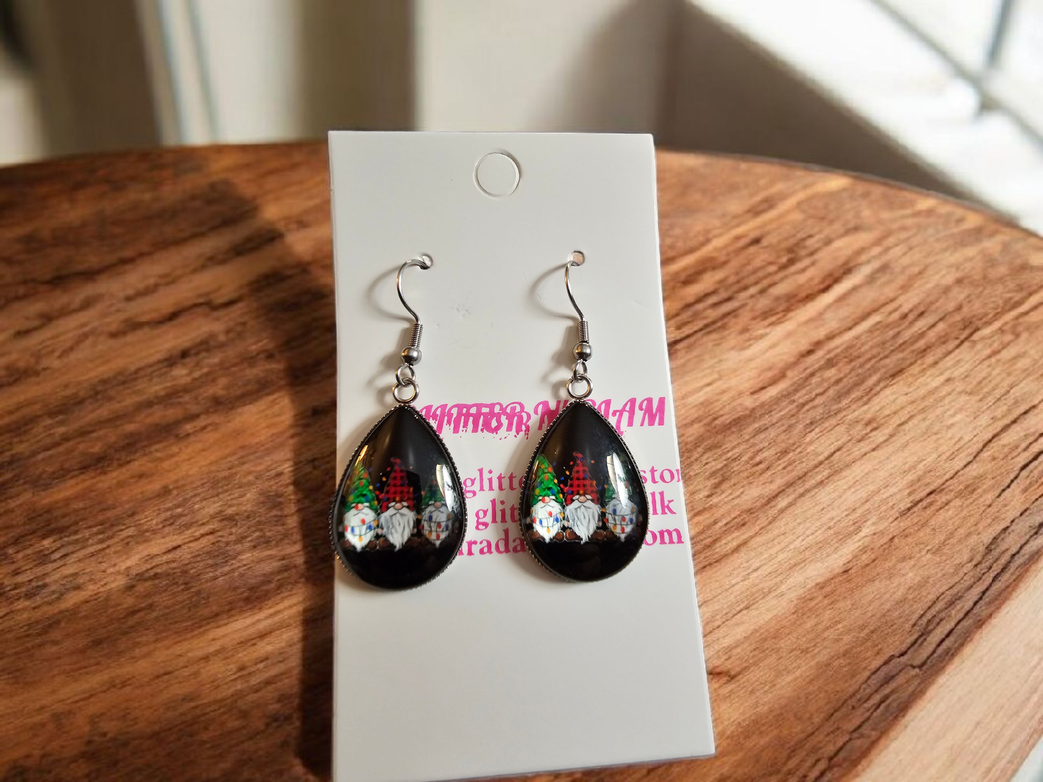 2742 Gnomes with X-mas lights Dangle Earrings