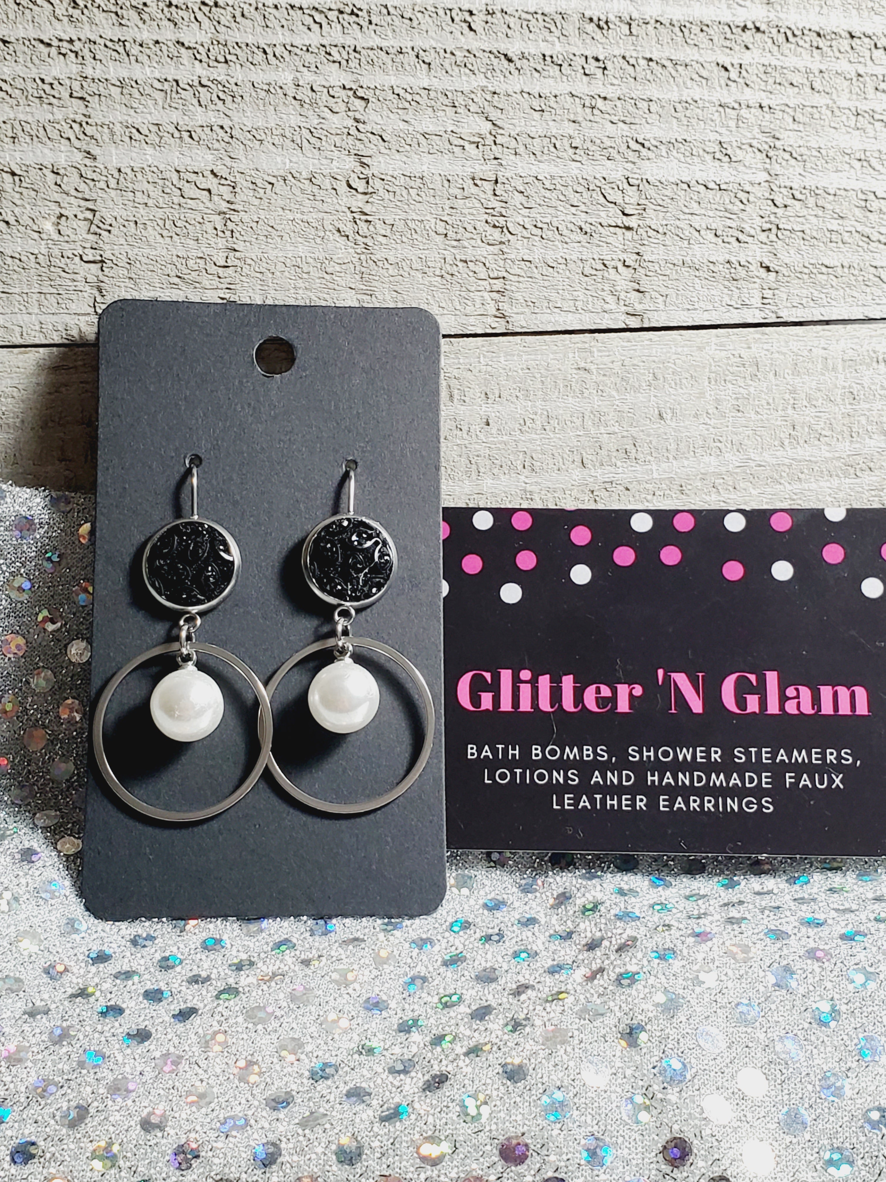 284 Black Druzy Dangle Earrings with Pearl