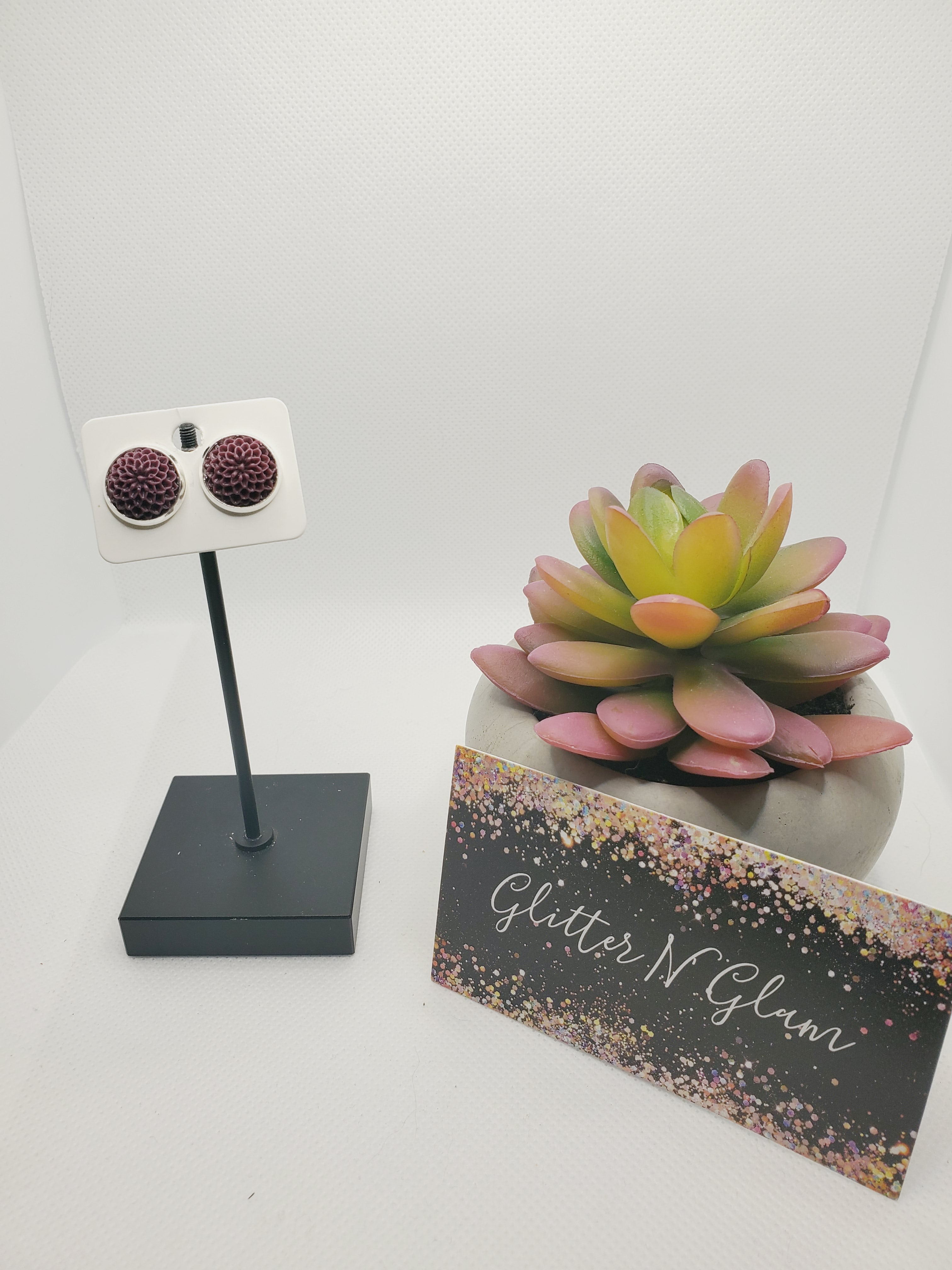 940 Burgundy Flower Stud Earrings