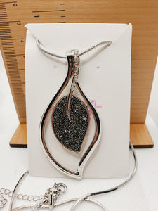 546 Sparkly Silver and Black Leaf Long Statement Necklace