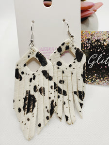 1041 Leather Cow Hair on Print Fringe Dangle Earrings